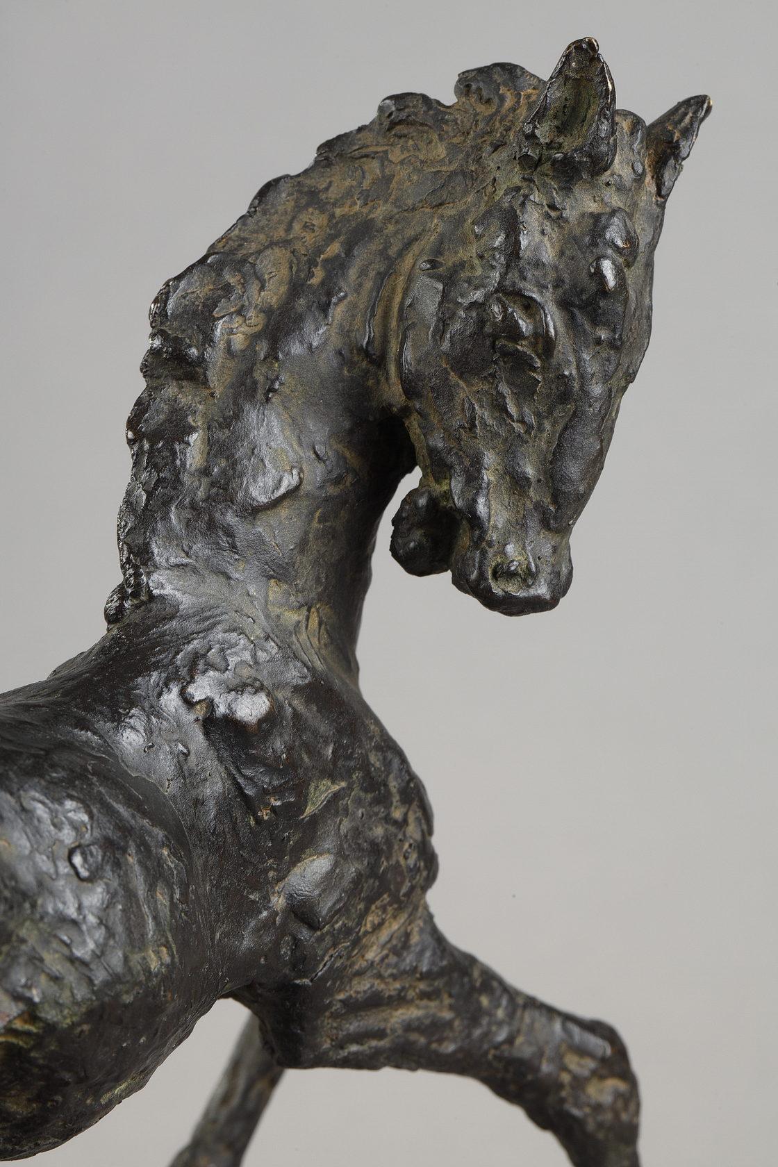 Foal
by Berthe MARTINIE (1883-1958)

Sculpture in bronze with a black patina
Signed twice 