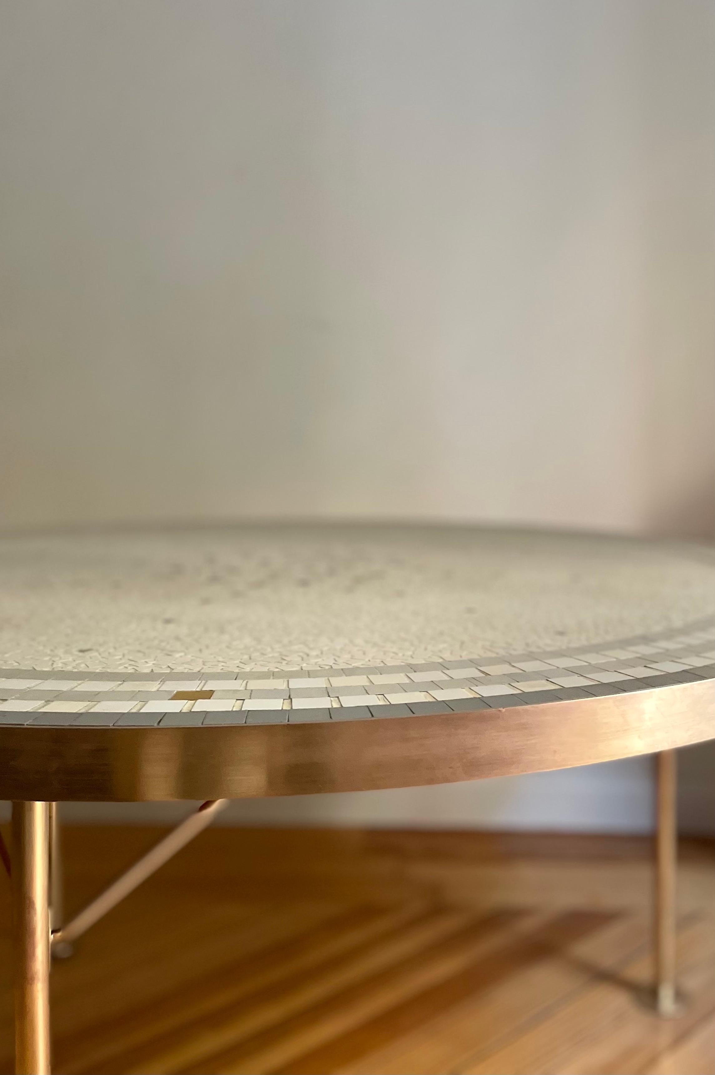 Table en mosaïque et laiton de Berthold Müller en vente 1