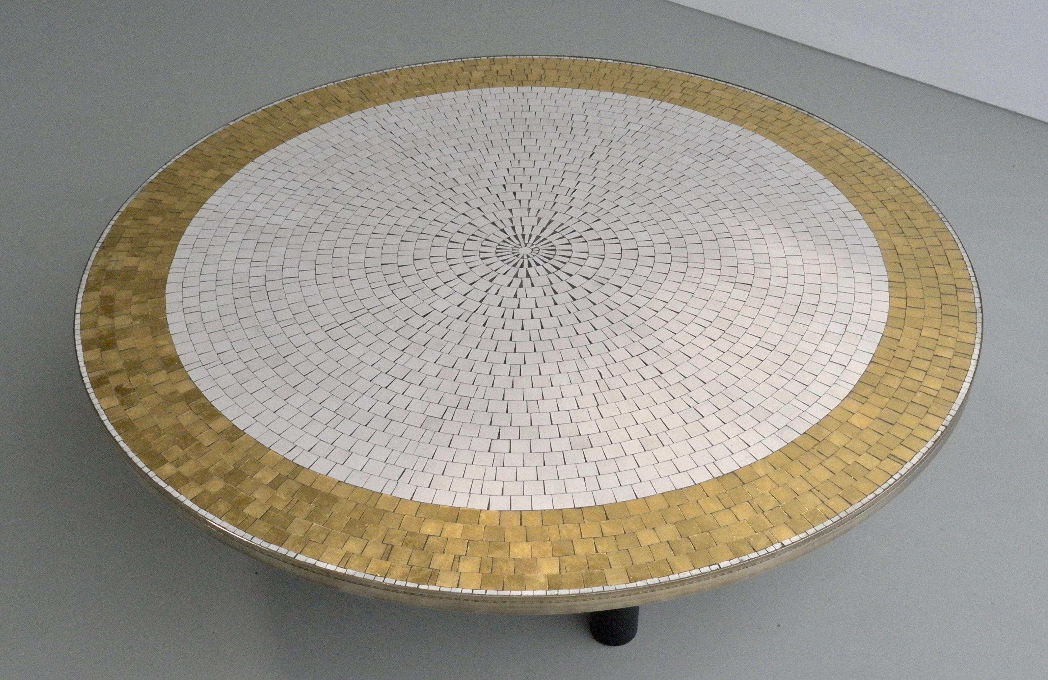 Berthold Müller Round Mosaic Gold and White Tile Coffee Table, 1960s In Good Condition In Den Haag, NL