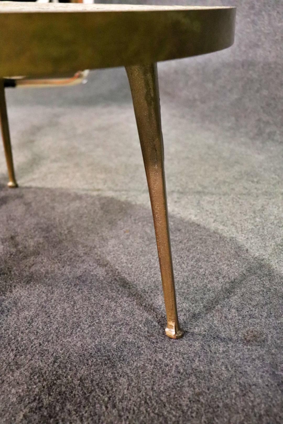 Laiton Table basse en mosaïque stylisée de Berthold Müller