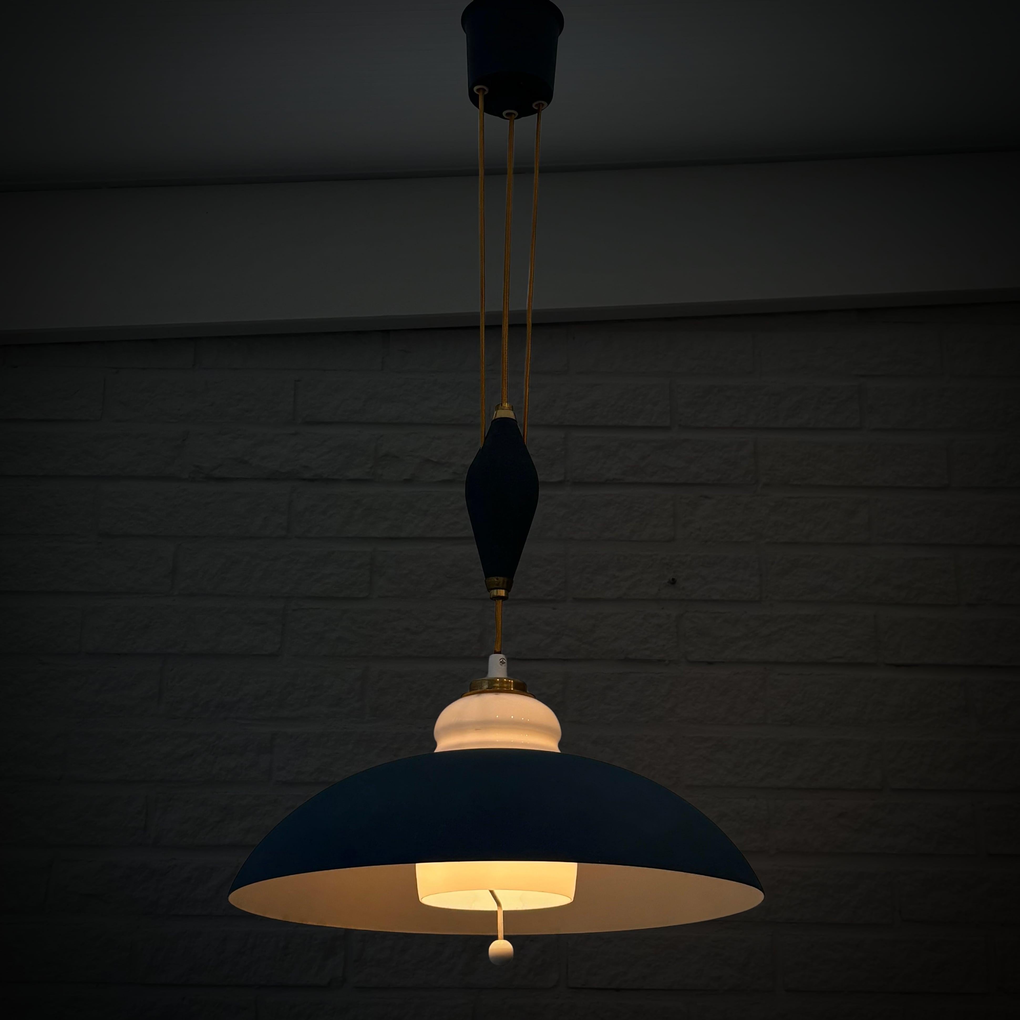 Swedish Bertil Brisborg, Nordiska Kompaniet, mid century pendant lamp 33087 Sweden 1950s For Sale