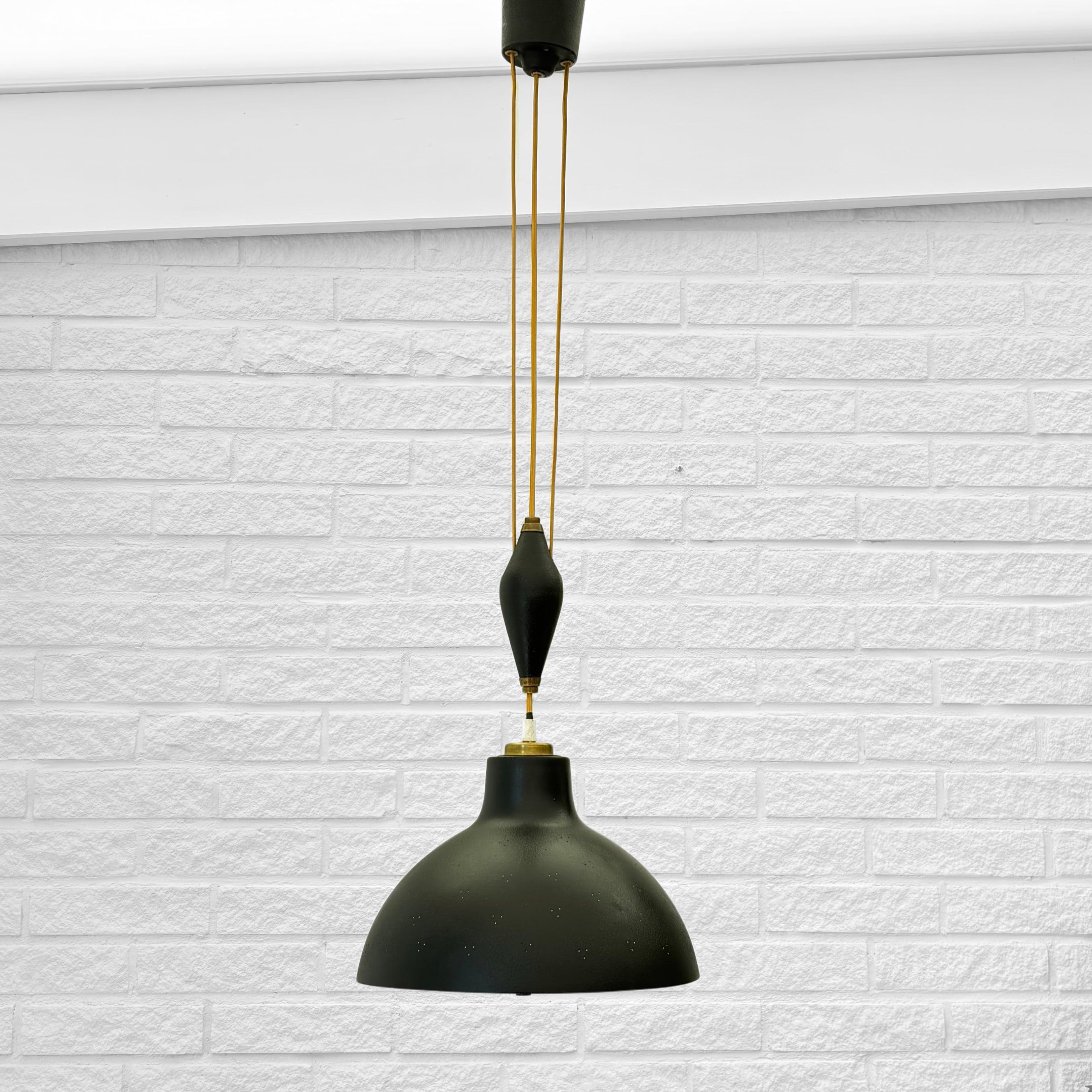 Suédois Bertil Brisborg, Nordiska Kompaniet, lampe suspendue du milieu du siècle, Suède, années 1950 en vente