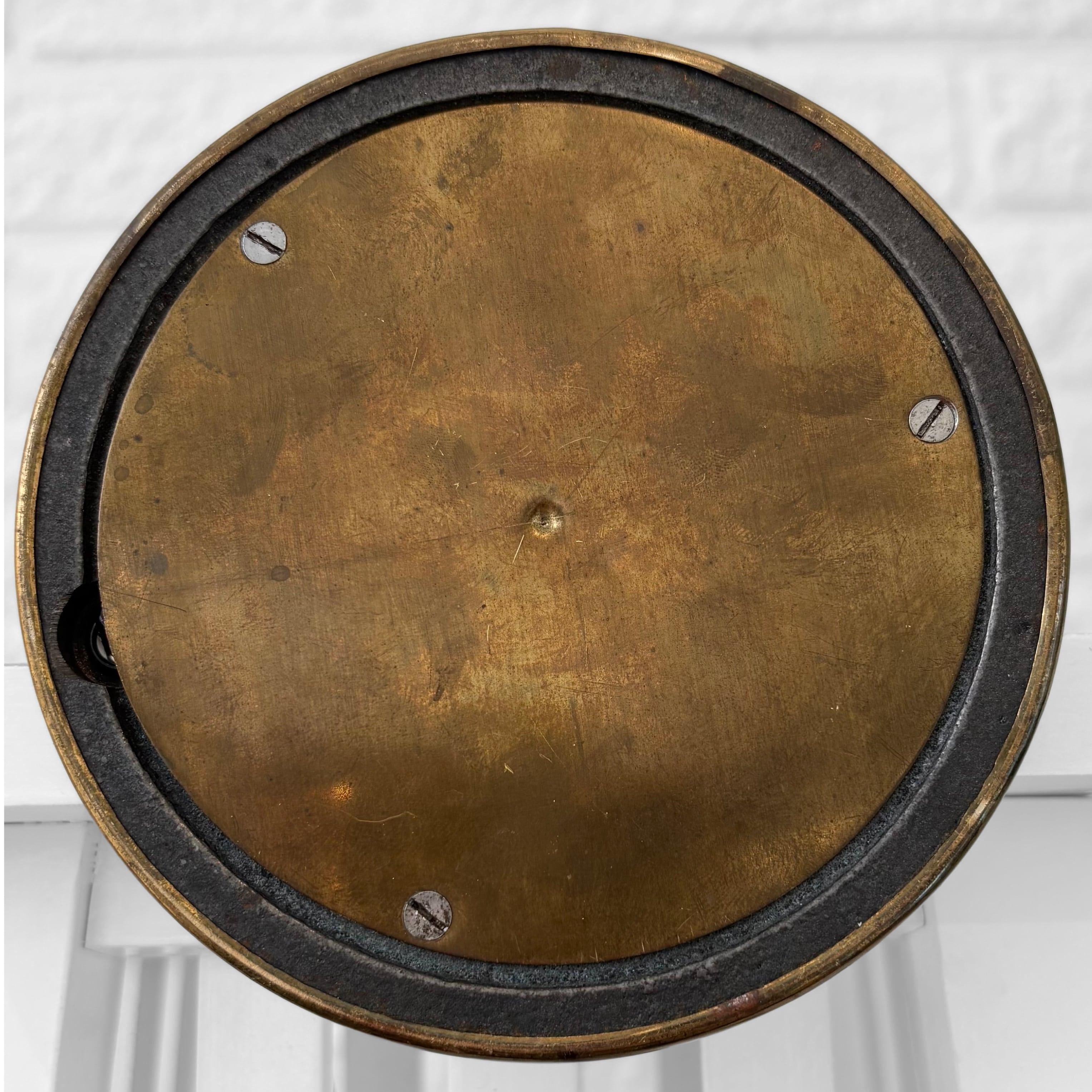 Bertil Brisborg, Nordiska Kompaniet, lampe de table, laiton et acier, Suède, années 1930 en vente 3