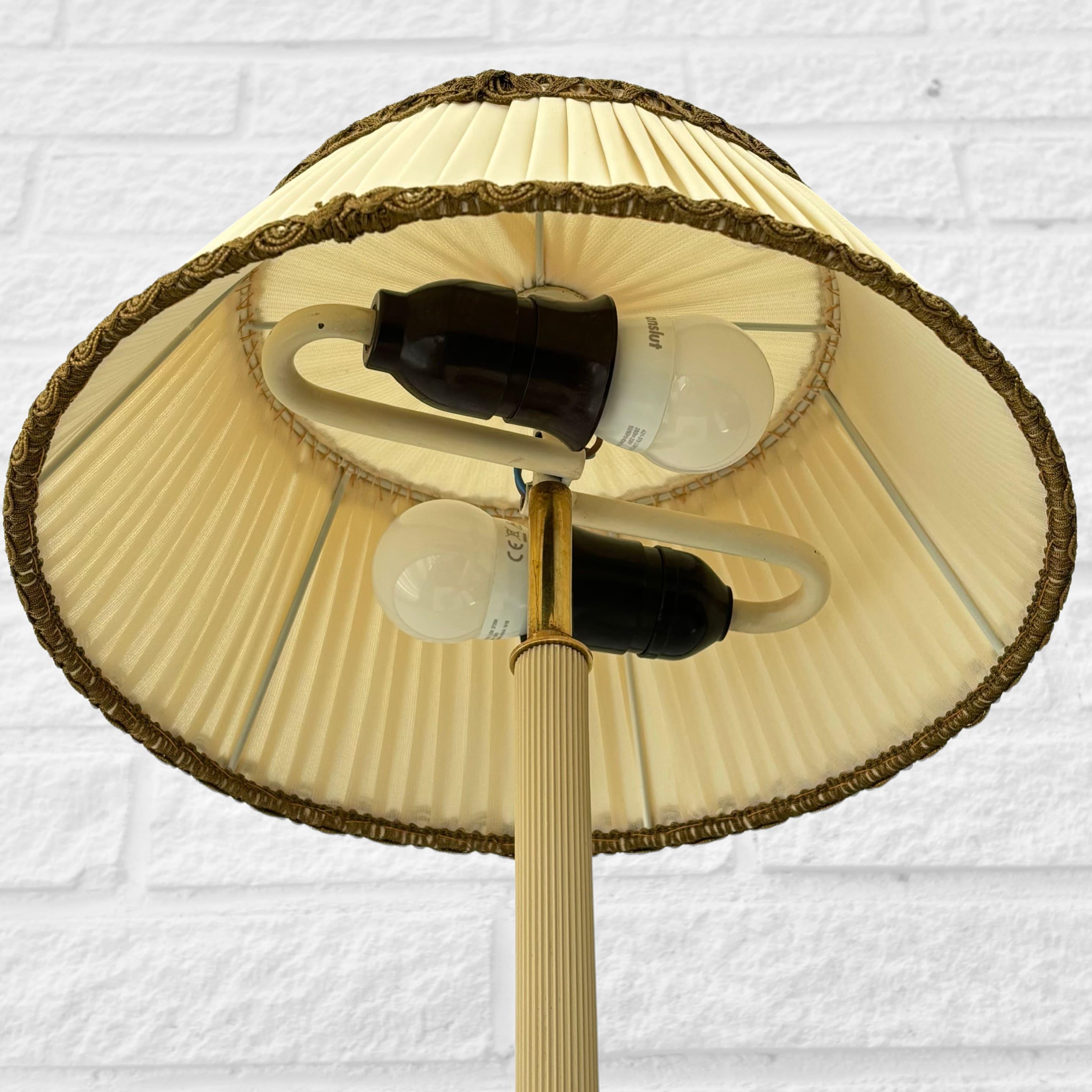 Bertil Brisborg, Nordiska Kompaniet, table lamp, brass & textile, Sweden, 1940s For Sale 3