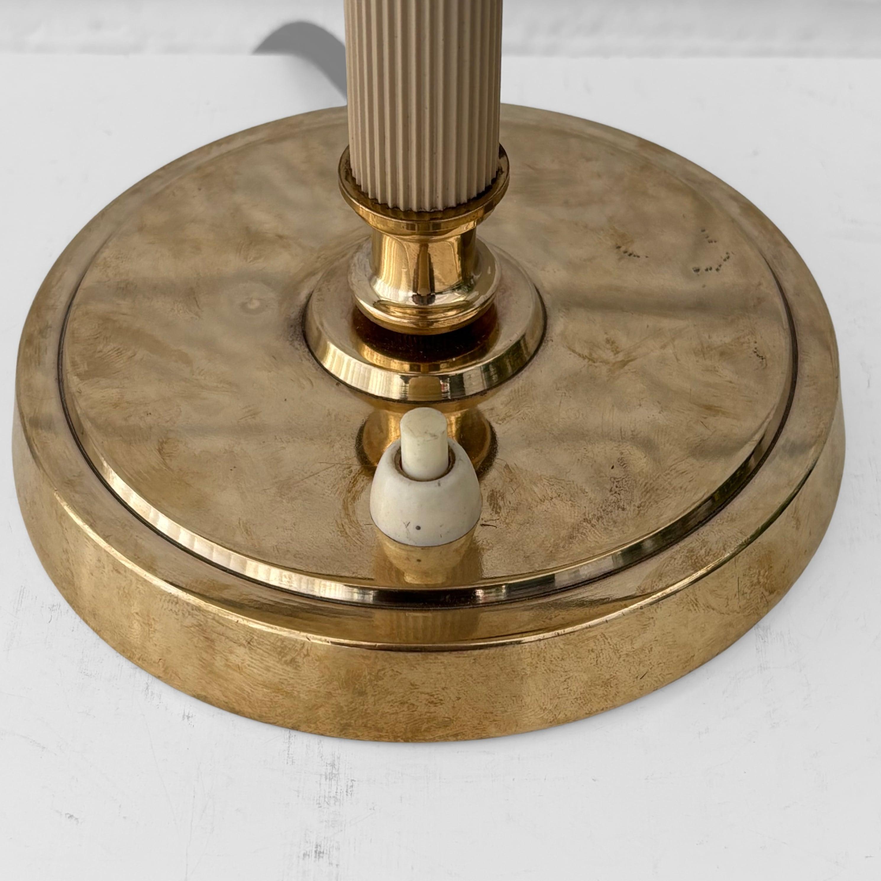 Bertil Brisborg, Nordiska Kompaniet, table lamp, brass & textile, Sweden, 1940s For Sale 5