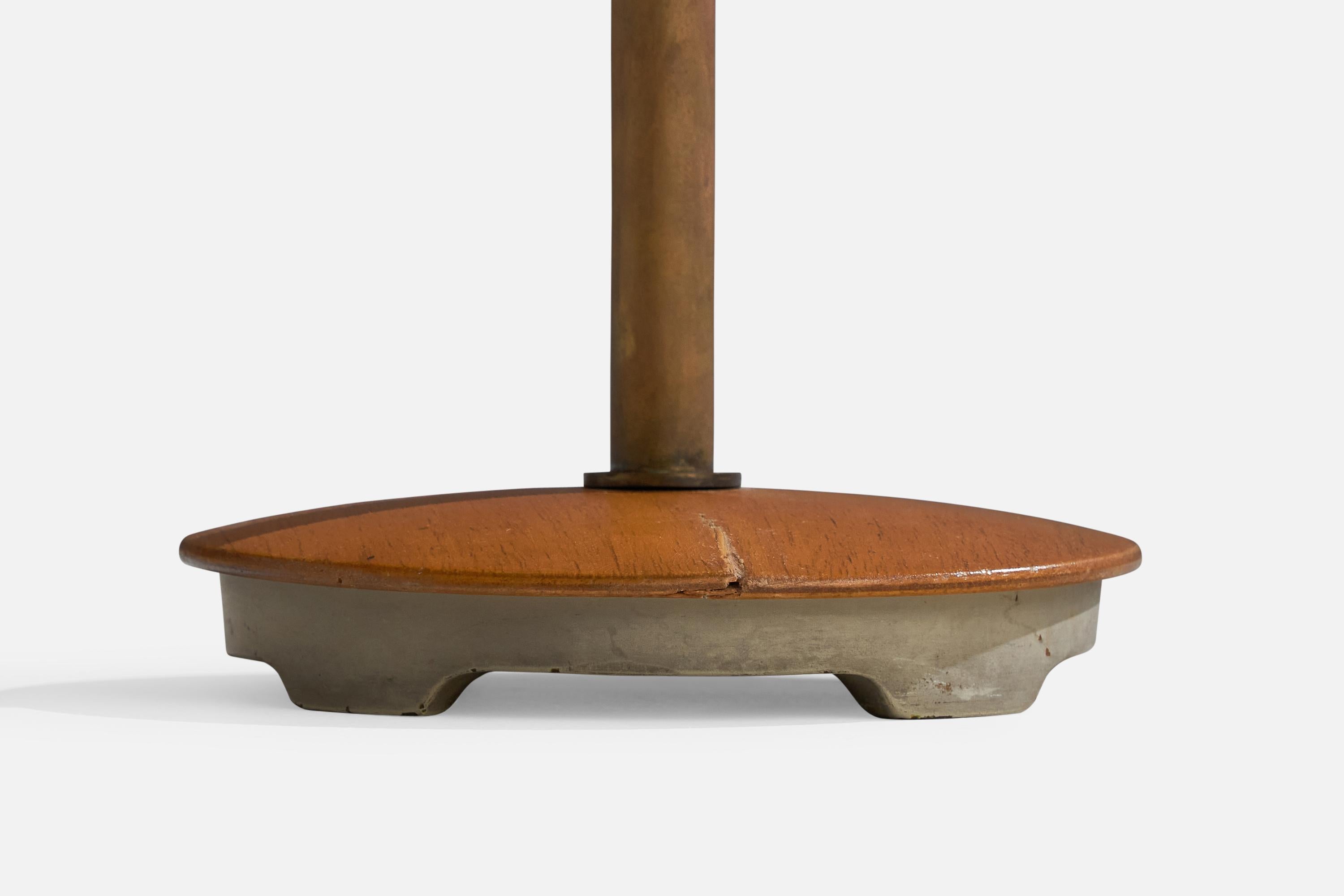 Bertil Brisborg, Table Lamp, Brass, Oak, Iron, Sweden, 1940s For Sale 1