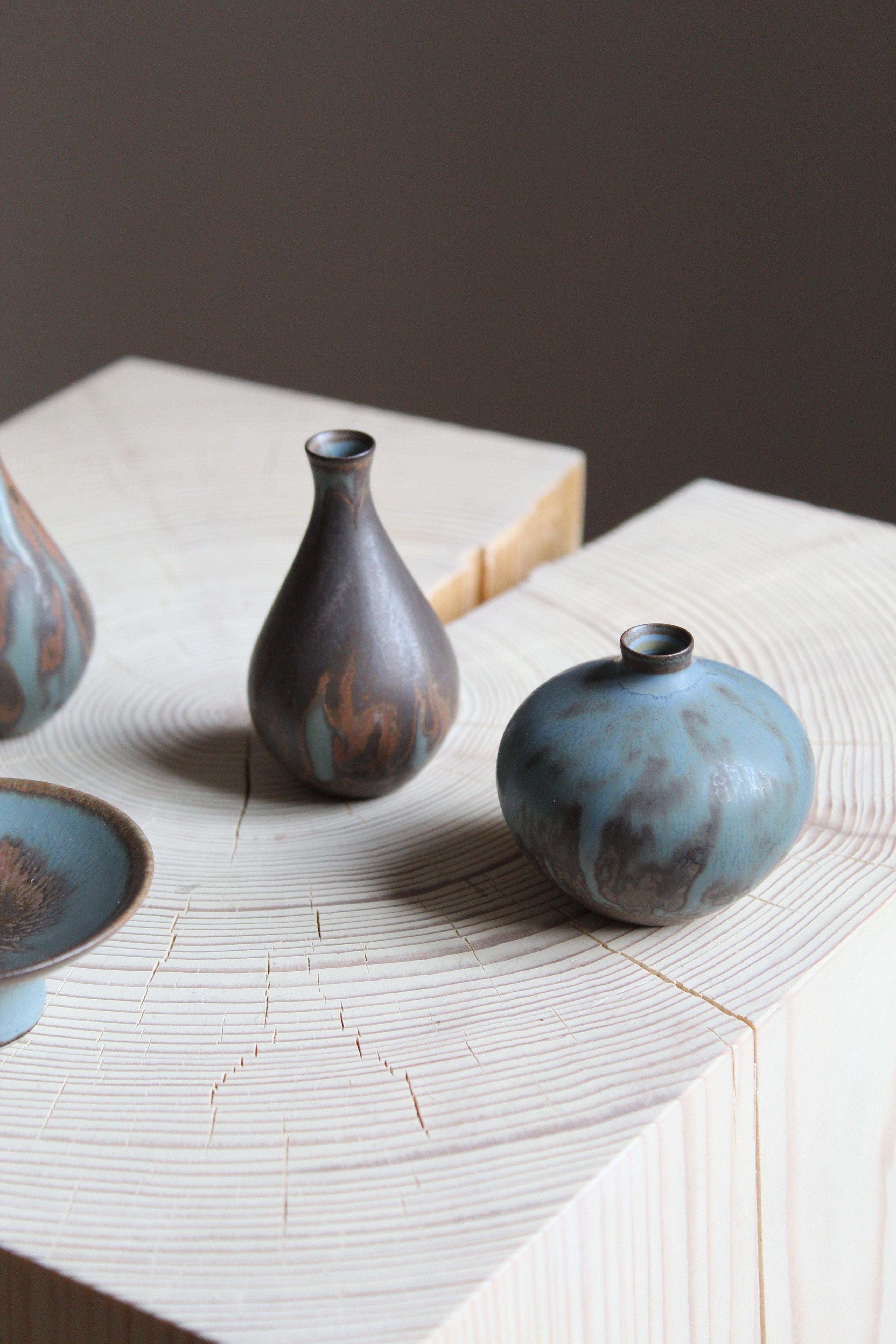 Swedish Bertil Lundgren, Vases and Bowl, Blue / Brown Glazed Stoneware R�örstand, 1950s