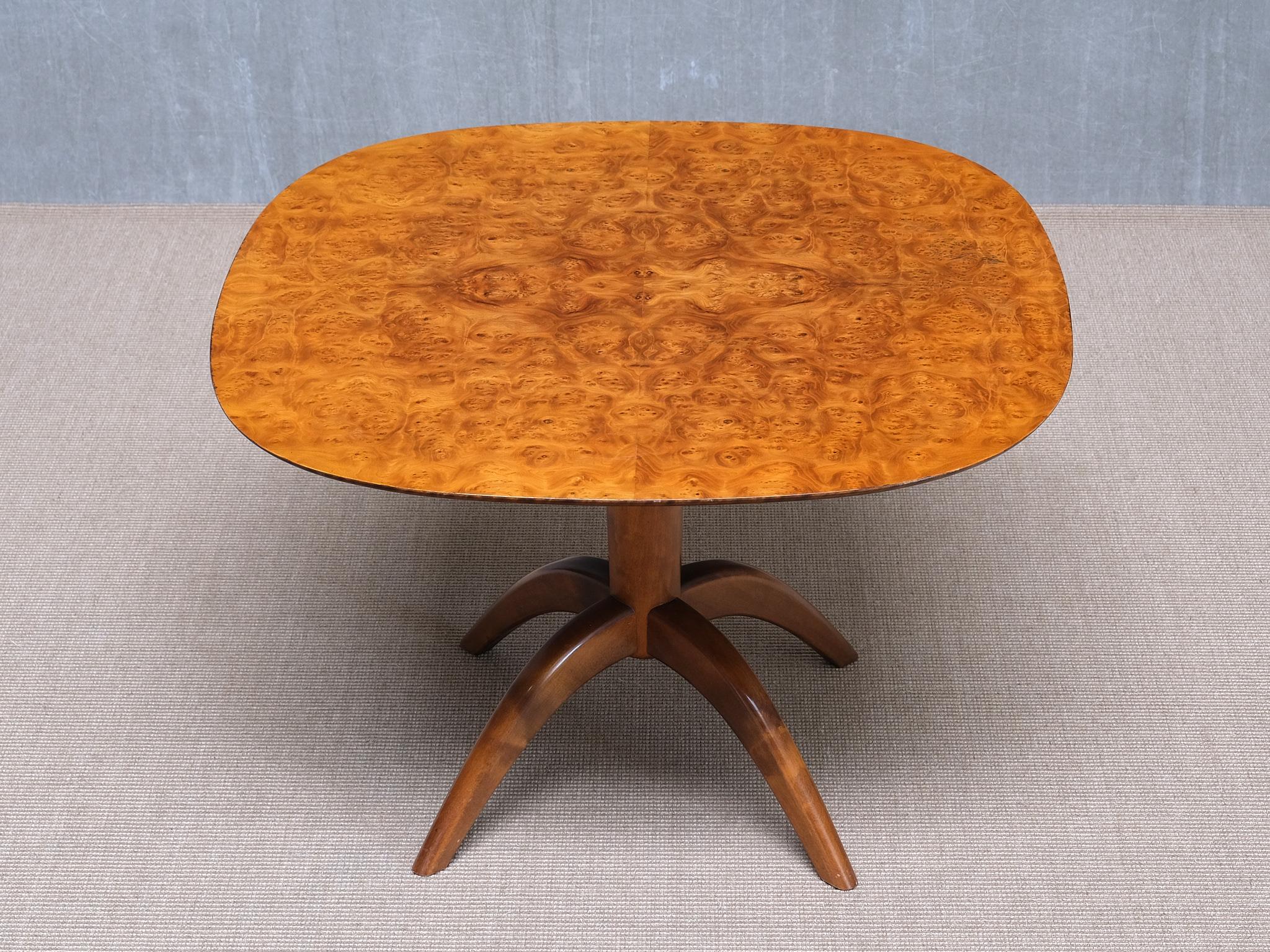 Table basse et d'appoint Bertil Söderberg en bois de ronce, Svensk Hemslöjd, Suède, années 1930 Bon état - En vente à The Hague, NL