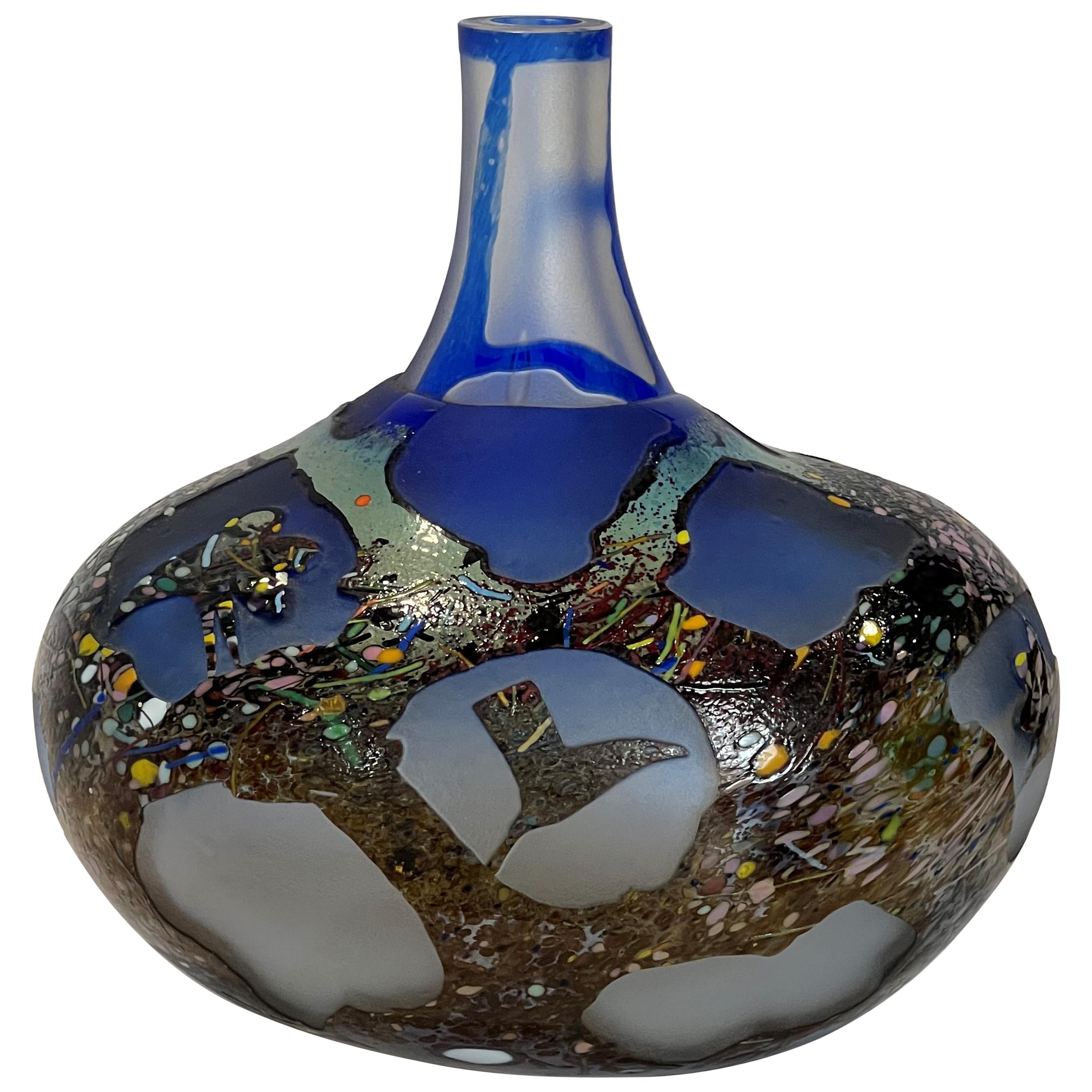 Vase camée Bertil Vallien avec Ravens Crows de l'Atelier Kosta Boda, 1992 en vente
