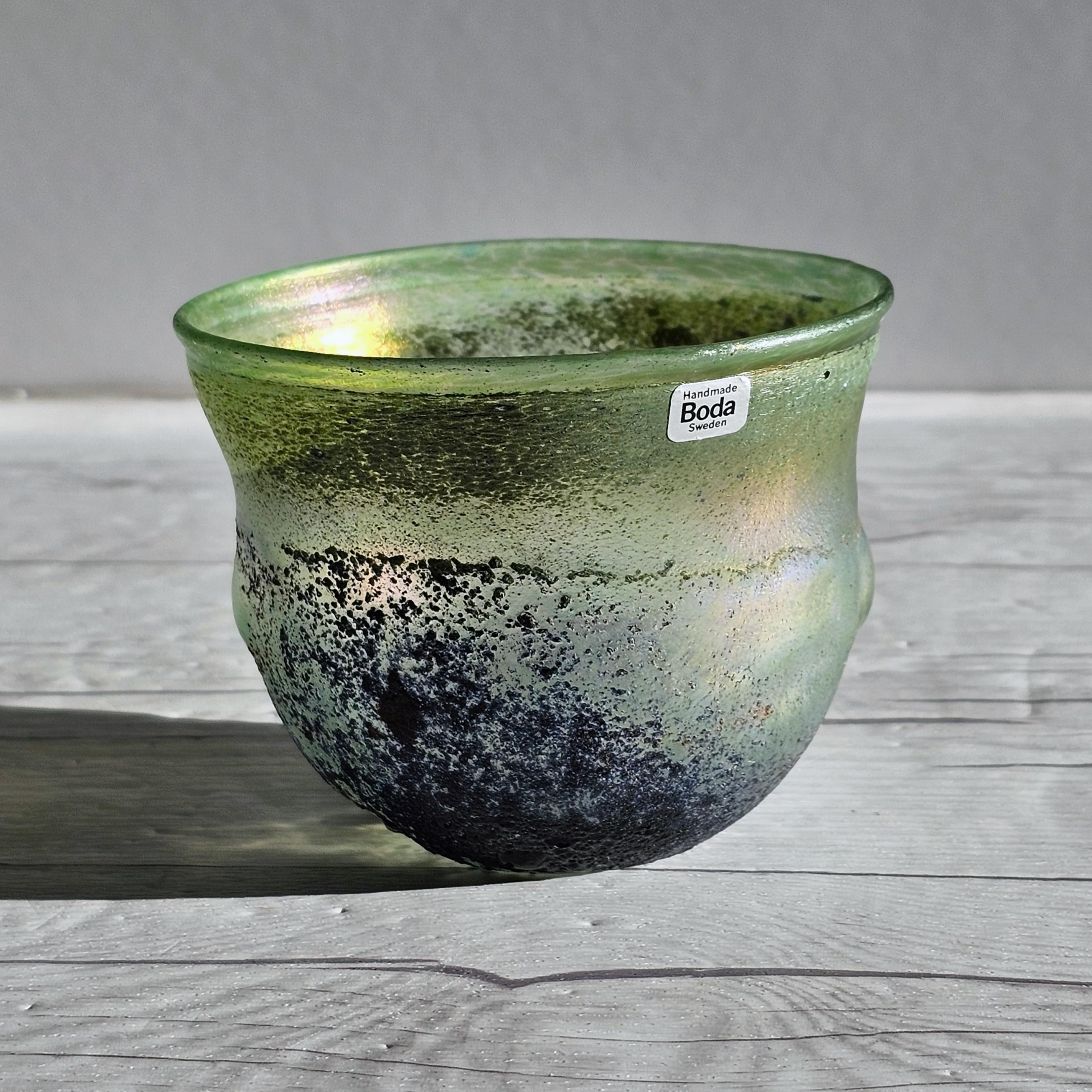 Bertil Vallien for Boda Glassworks, Iridescent Sandblast Art Glass Bowl, Unique In Good Condition For Sale In Frome, GB