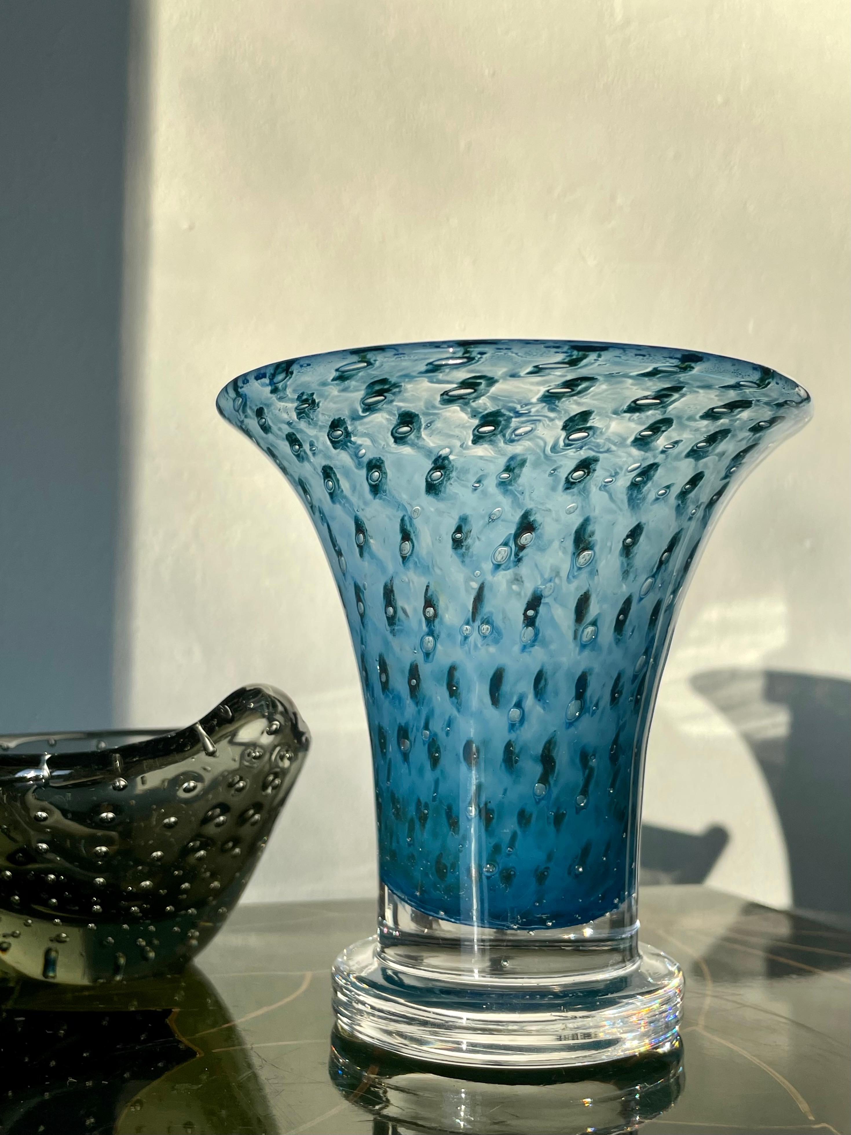 Swedish Bertil Vallien for Kosta Boda Blue Peacock Cirrus Vase, 1960s For Sale