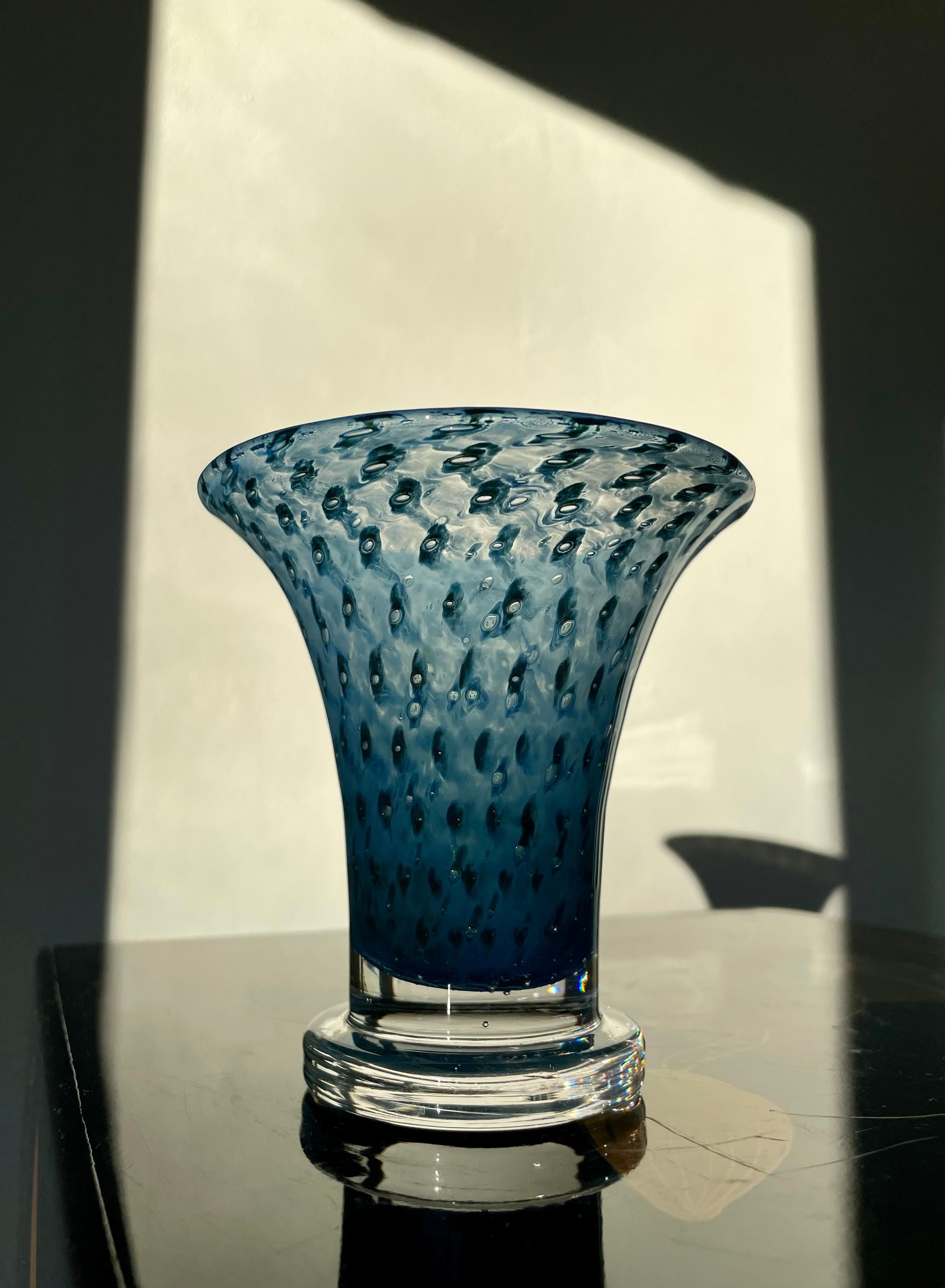 20th Century Bertil Vallien for Kosta Boda Blue Peacock Cirrus Vase, 1960s For Sale