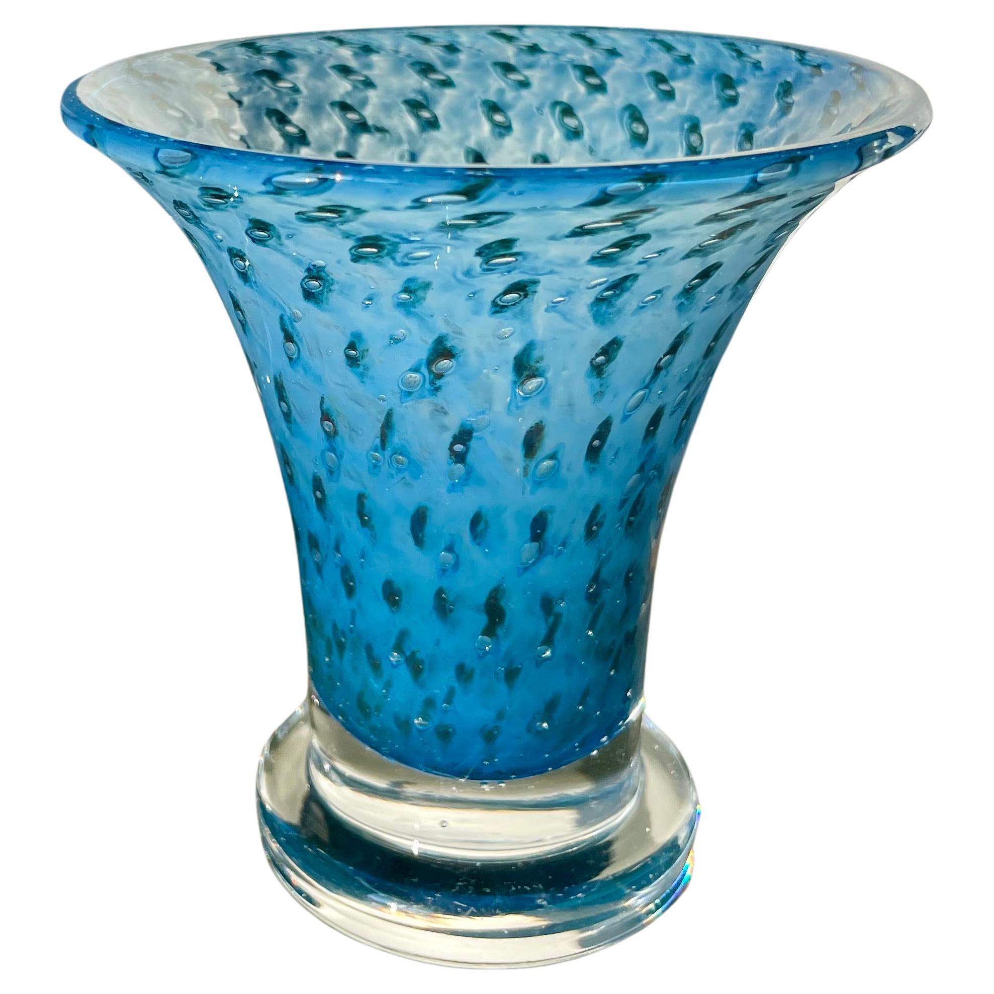 Bertil Vallien für Kosta Boda, Cirrus-Vase mit blauem Pfau, 1960er-Jahre