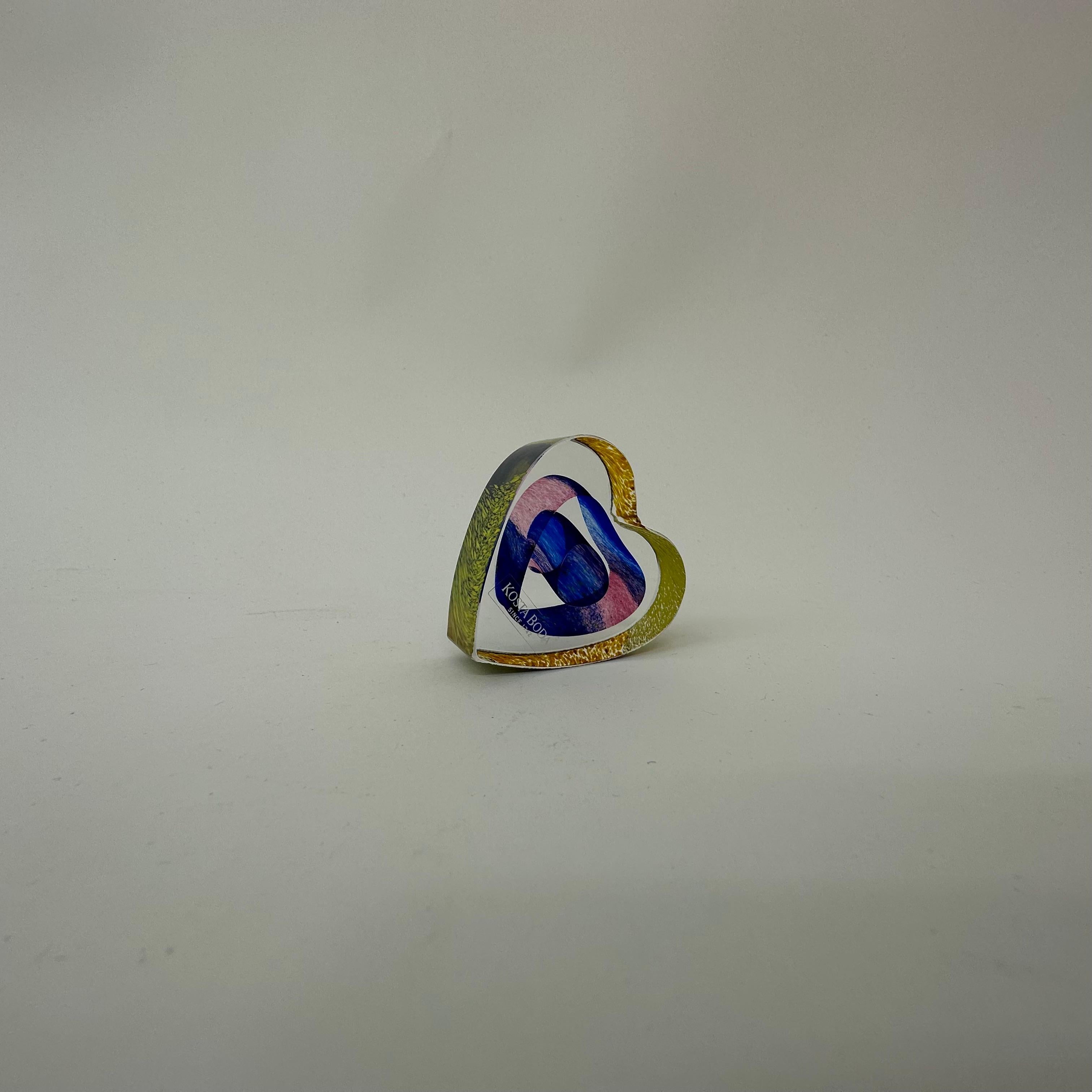 Svedese Bertil Vallien per Kosta Boda Svezia mini scultura del mio cuore , anni '90 in vendita