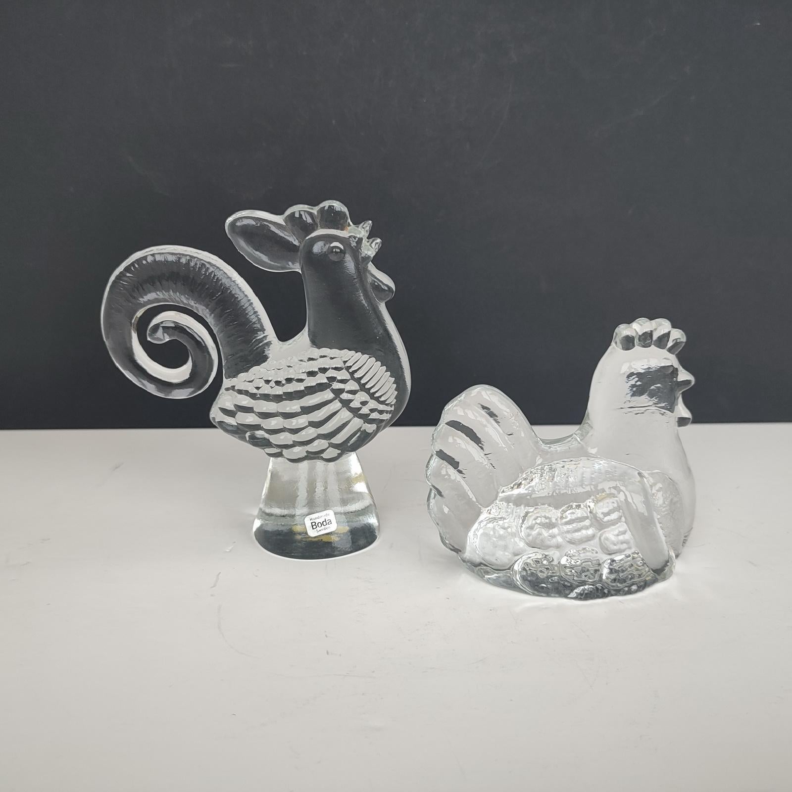 Mid-Century Modern Bertil Vallien - Figurines en verre représentant un coq et une poule, série Zoo, Boda Suède en vente