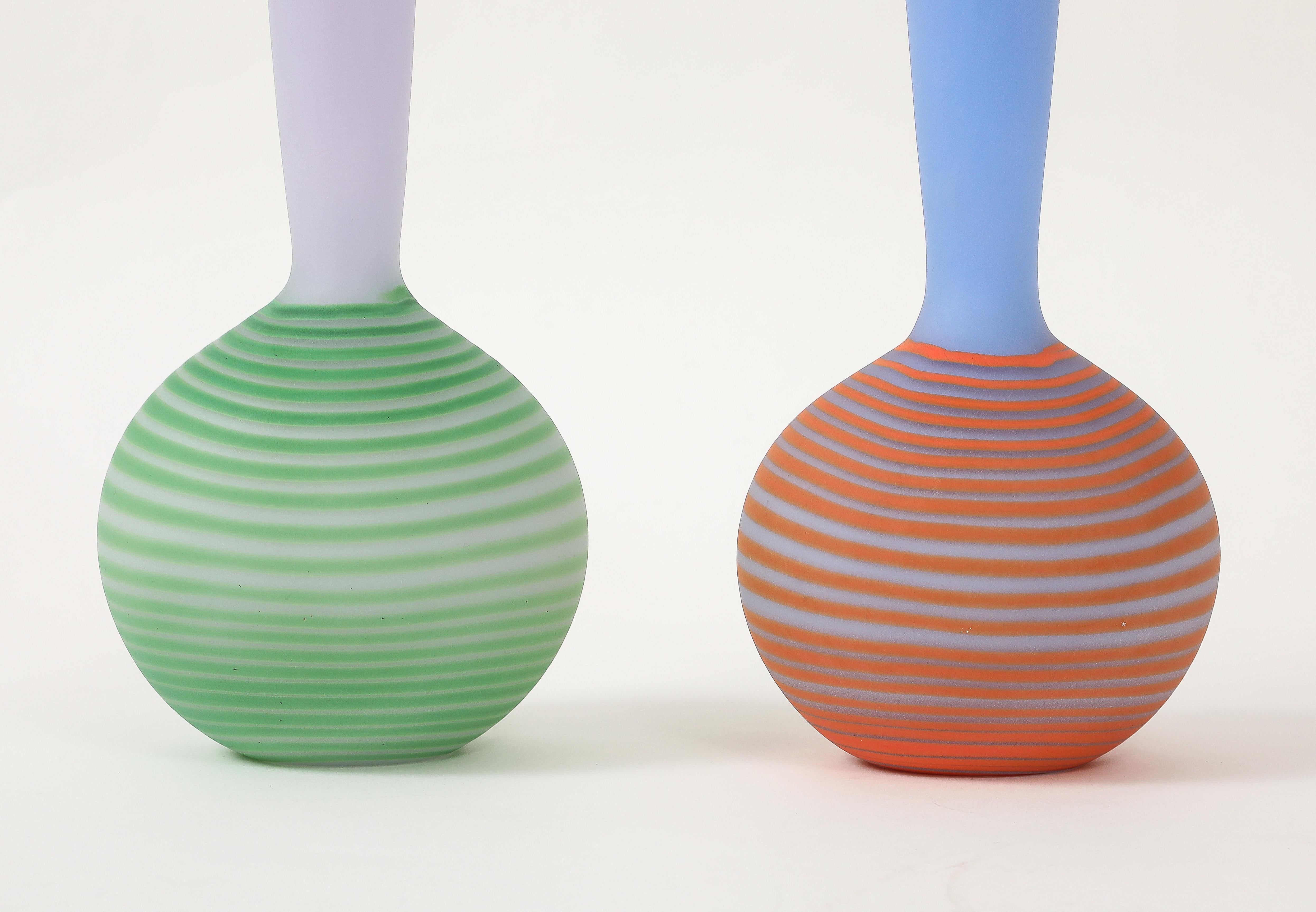 Vasi in vetro artistico Bertil Vallien/Kosta Memphis In condizioni ottime in vendita a New York, NY