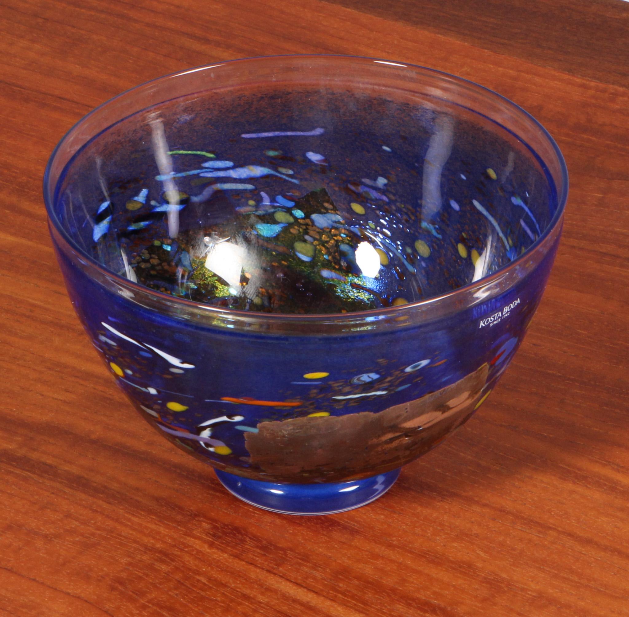 Scandinavo moderno Bertil Vallien Vase for Kosta Boda in vendita