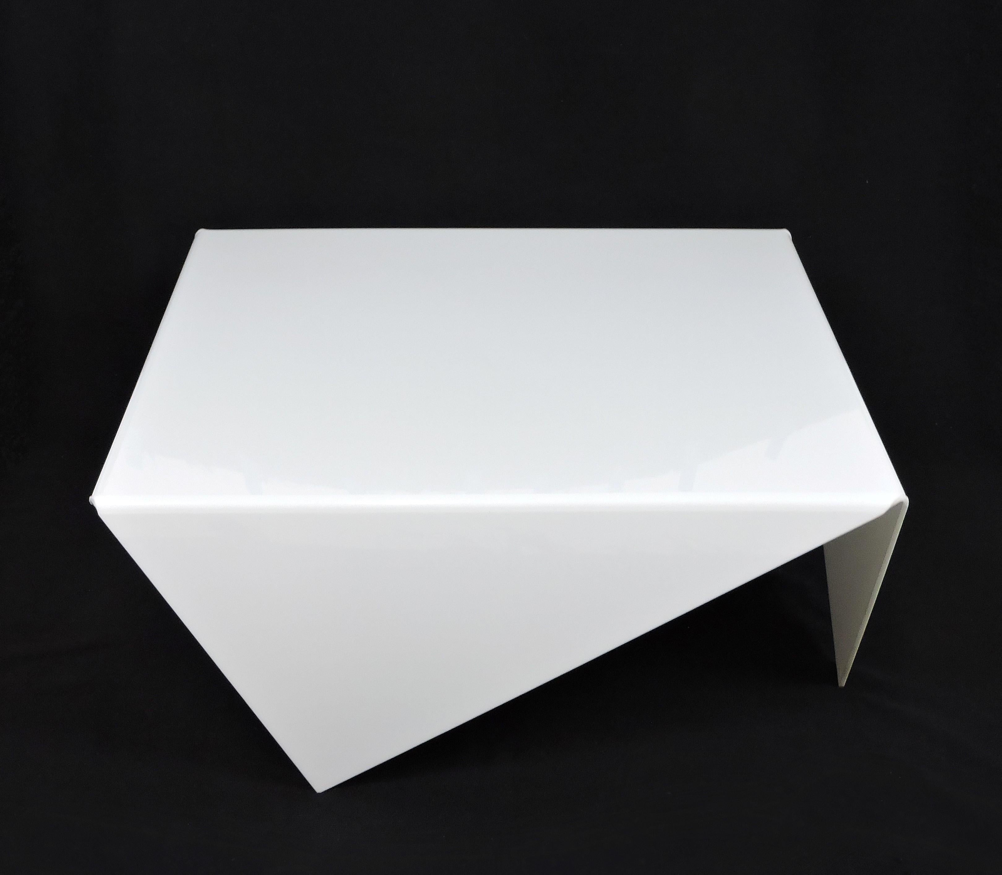 Bertin France Mouchoir Style Mid-Century Modern White Acrylic Coffee Table In Good Condition In Chesterfield, NJ