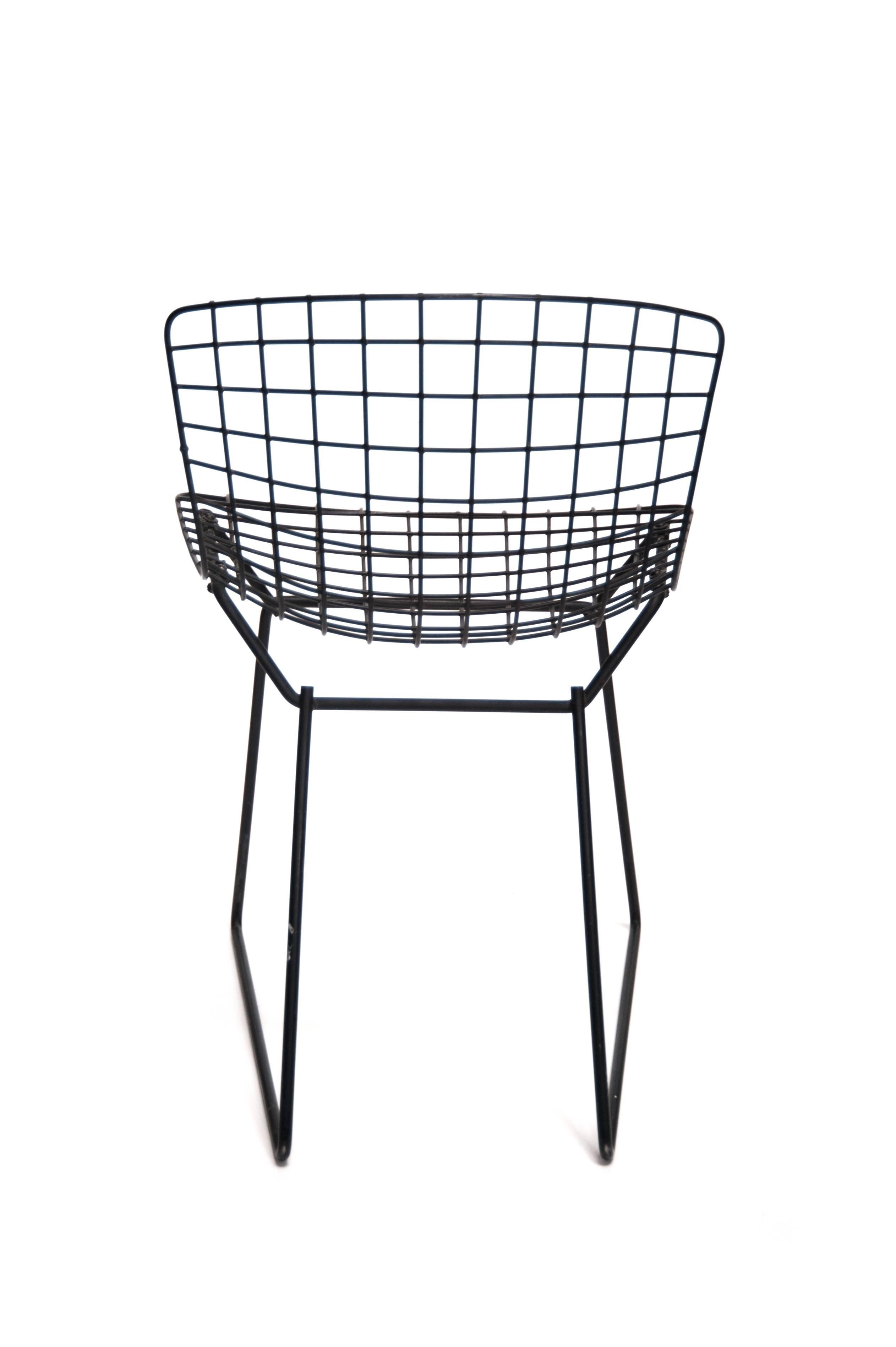 Powder-Coated Bertoia Child Chair by Harry Bertoia for Knoll, USA, 1960s For Sale