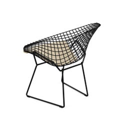 Bertoia Diamond Chair in Classic Boucle/Neutral Seat Pad & Black Frame