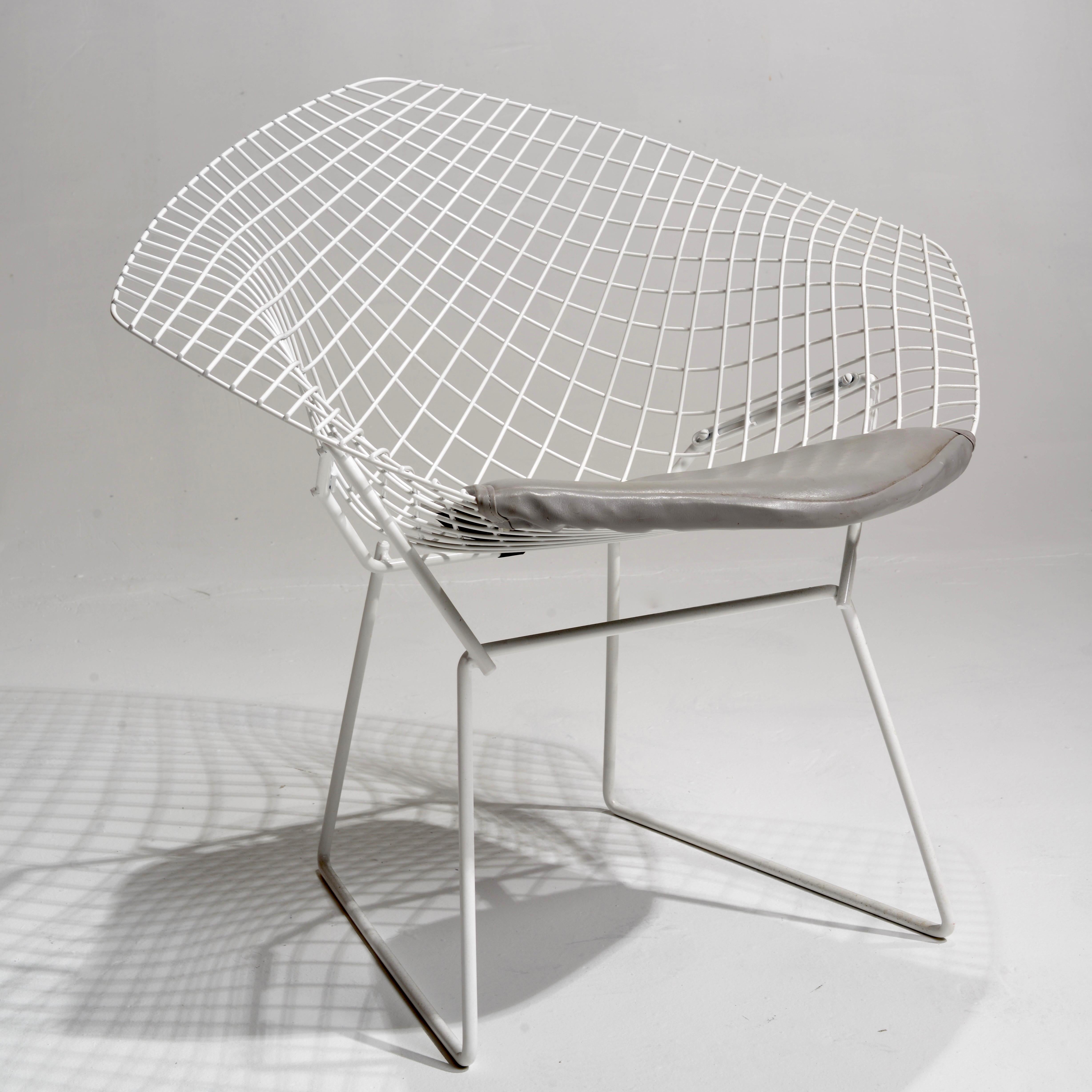 Fin du 20e siècle 6 chaises « Diamond » Bertoia pour Knoll en métal blanc en vente