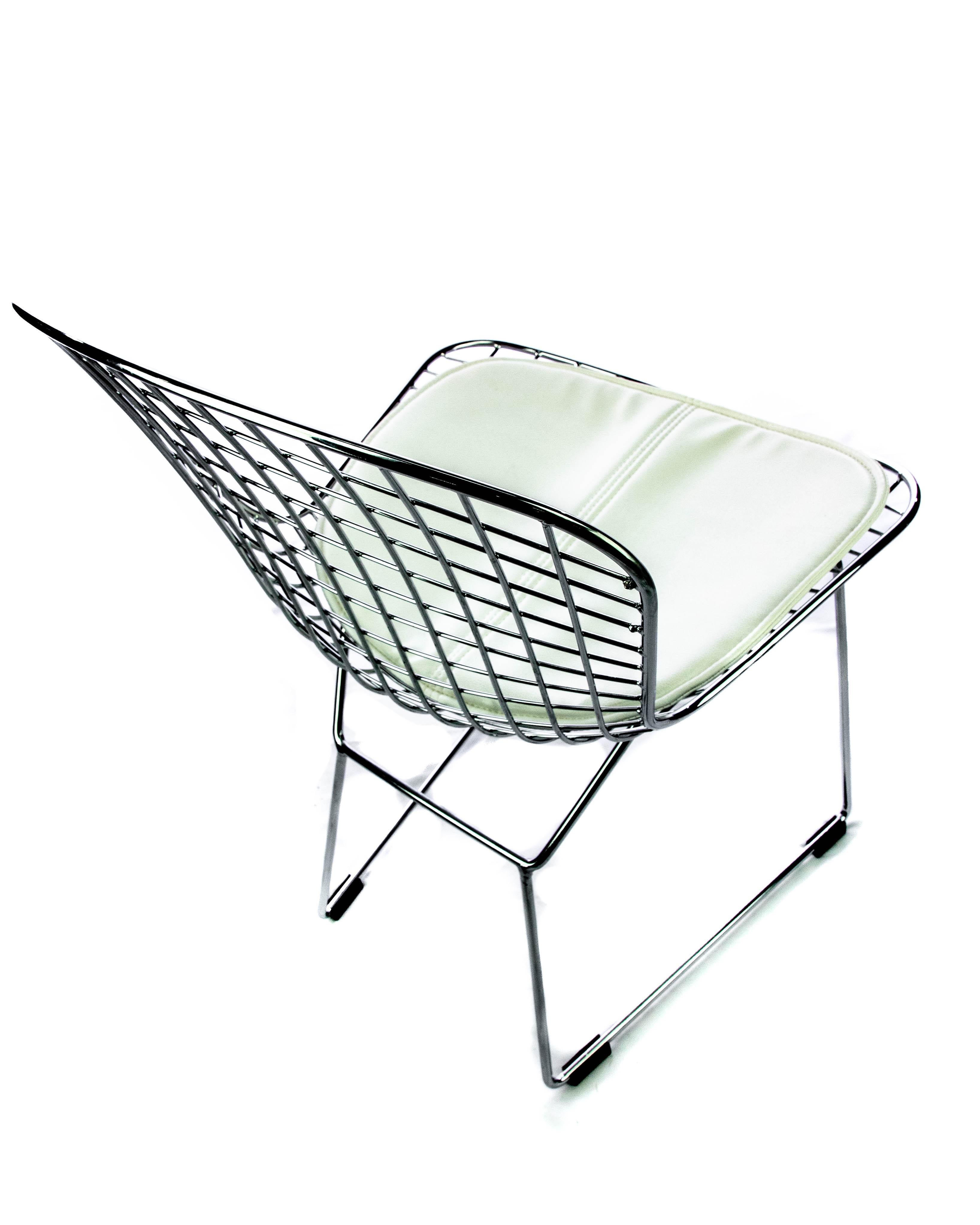 Mid-Century Modern Bertoia Style Chrome Mesh Chair For Sale