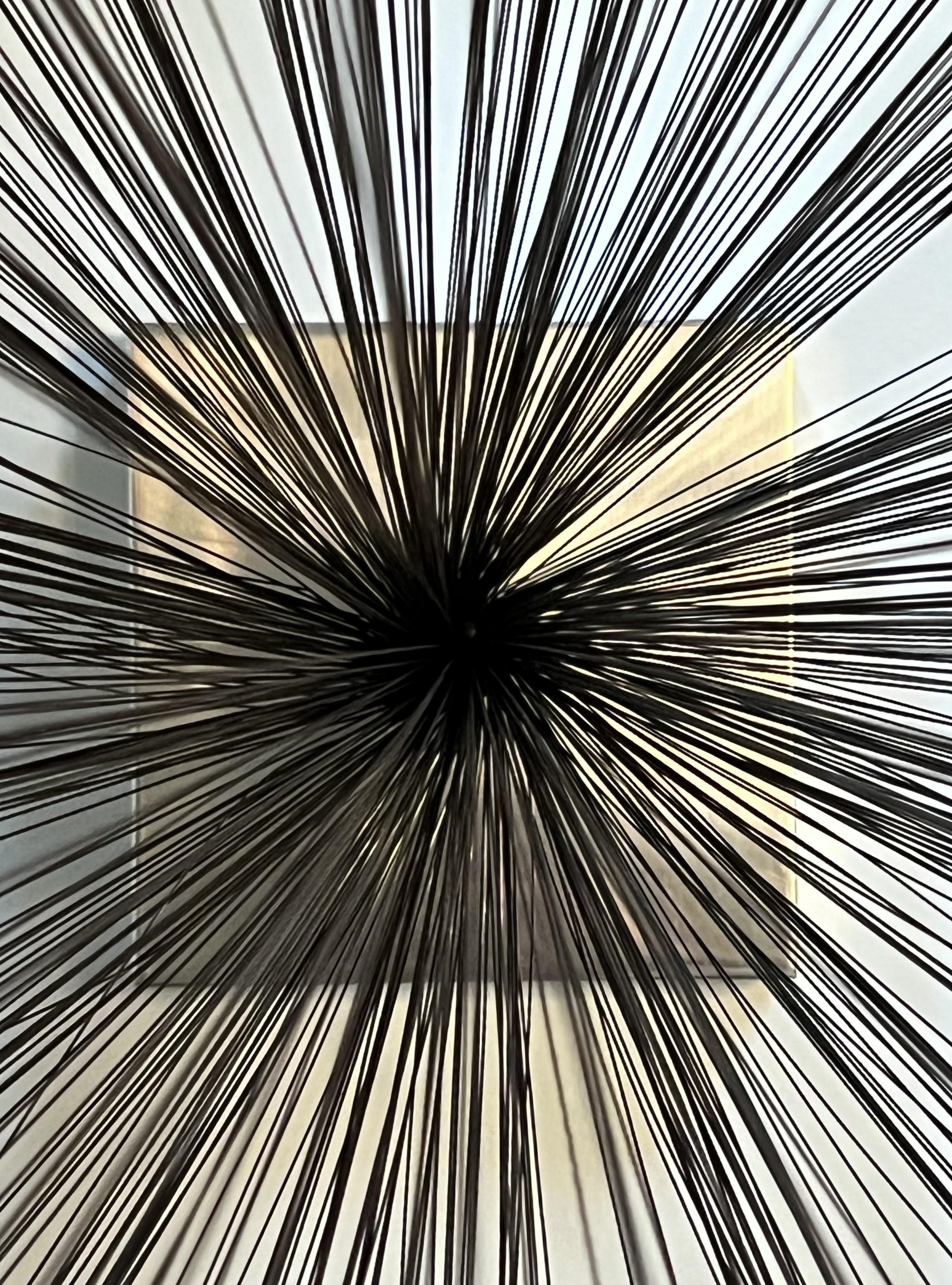 Mid-Century moderno Scultura a spruzzo in stile Bertoia in vendita