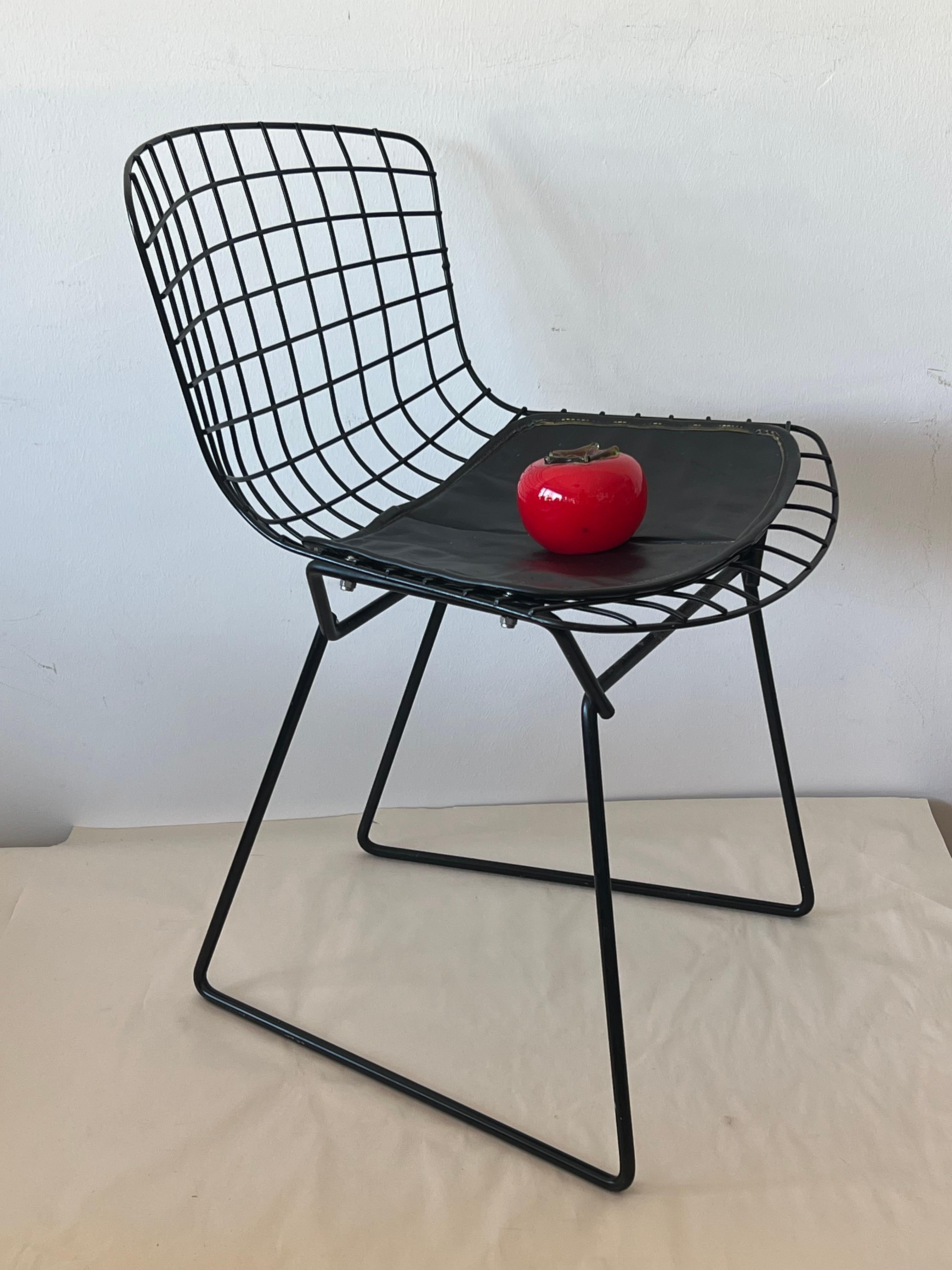 Mid-20th Century Bertoia Vintage Child's Chair With Original Pad Signed ca' 1960 Knoll For Sale
