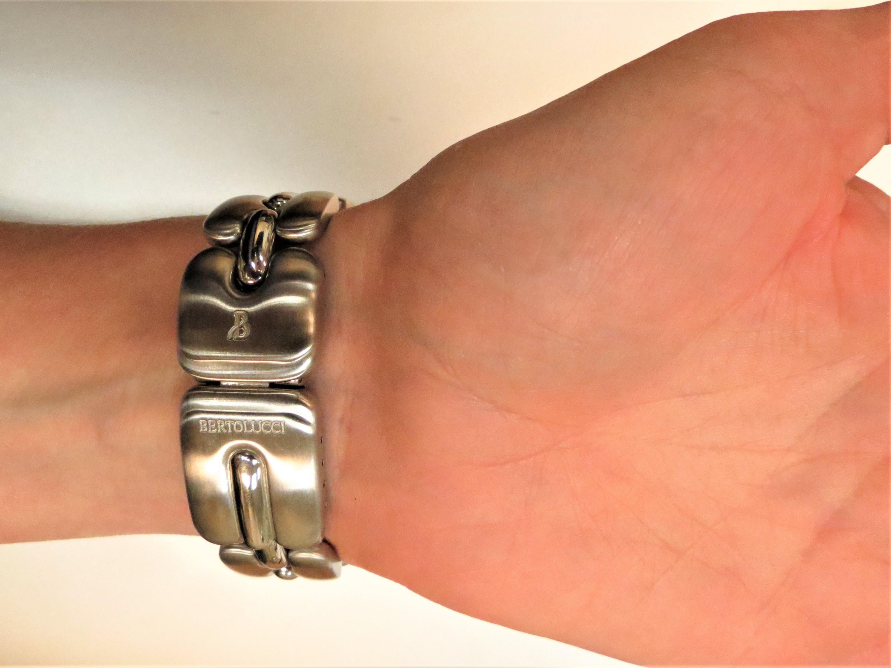 Contemporary Bertolucci Ladies Stainless Steel Date Bracelet automatic Wristwatch  