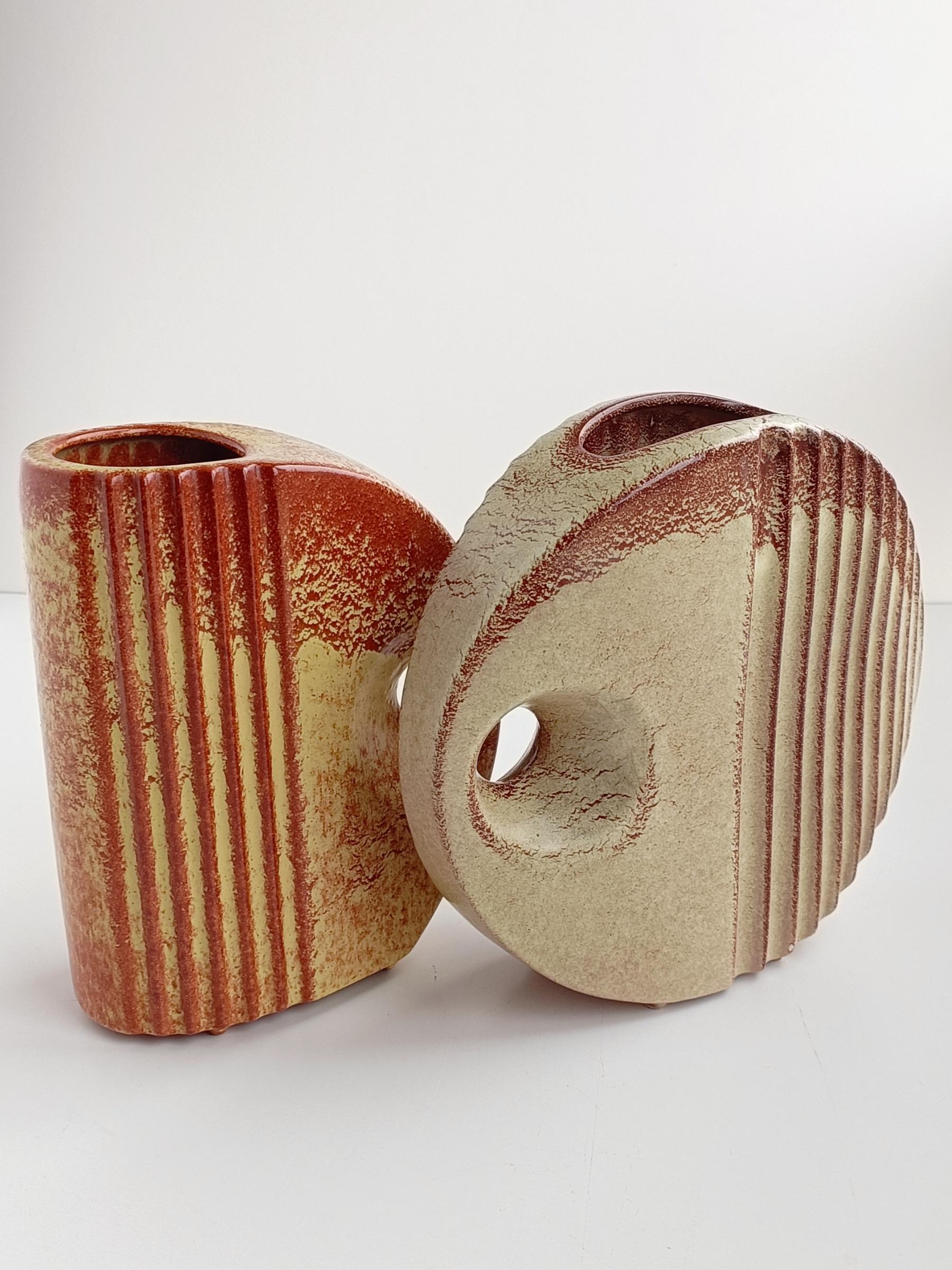 Bertoncello Sculptural Pair of Ceramic Pitchers, Italy, 1970s 2
