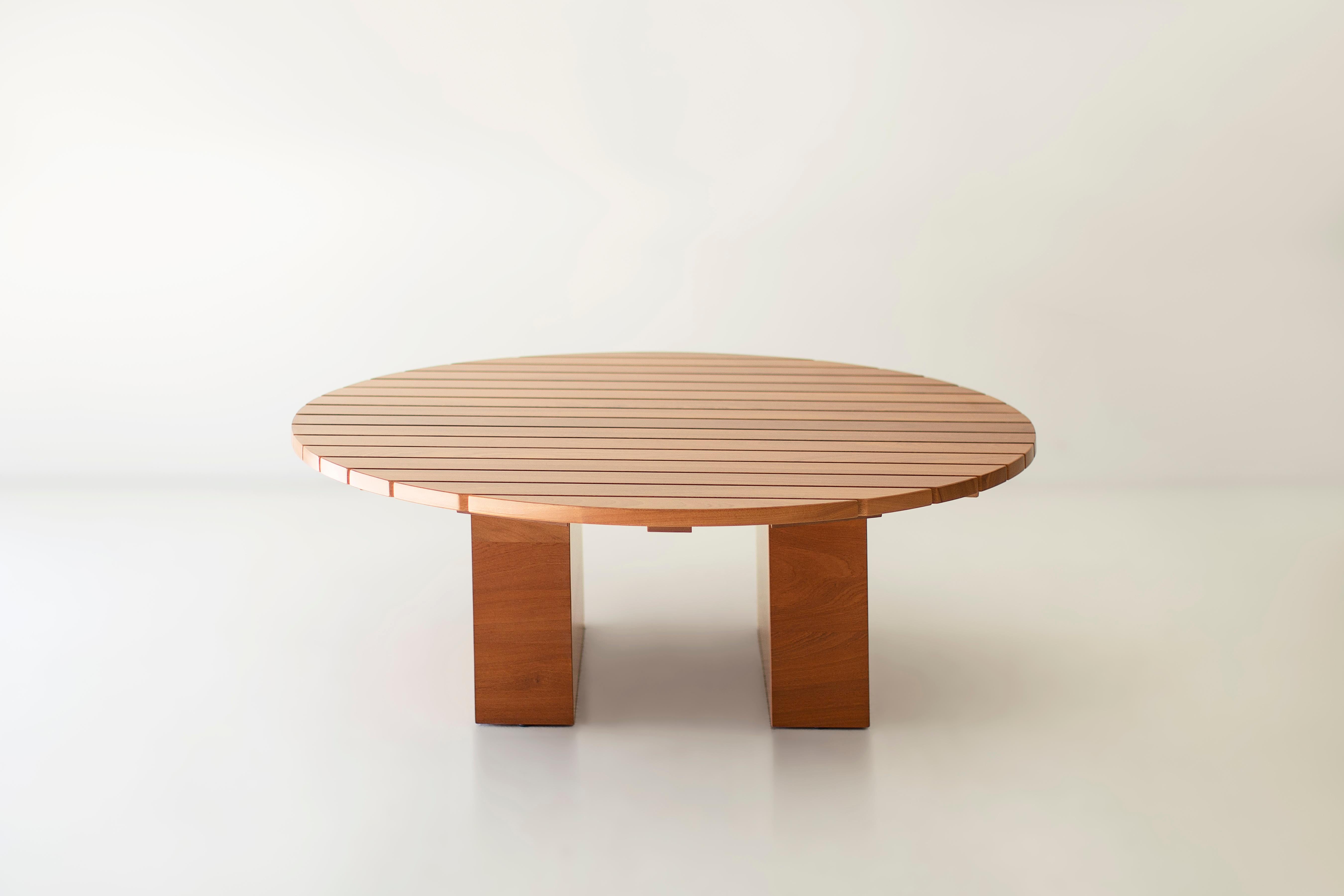 Contemporary Bertu Coffee Table, Suelo Outdoor Round Coffee Table, Sapele Mahogany For Sale