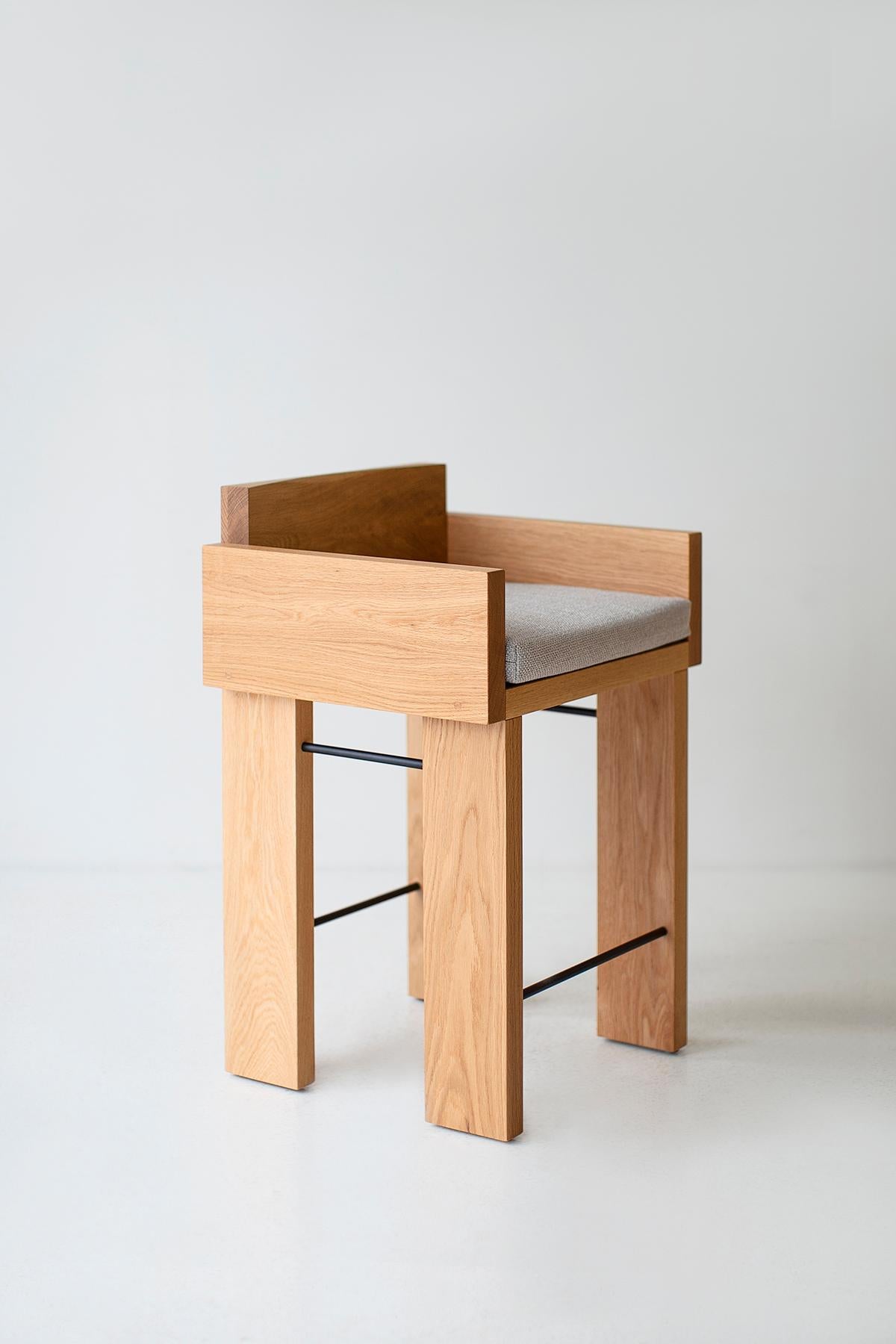Bertu Counter Stools, White Oak Counter Stool, Arms, Chile Stool In New Condition For Sale In Oak Harbor, OH