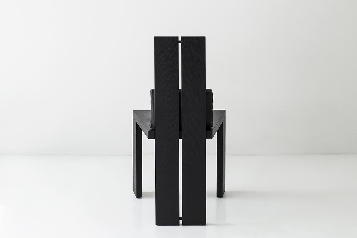 Chaise de salle à manger Bertu, chaise de salle à manger à dossier haut MarCo, chêne rouge noir en vente 2