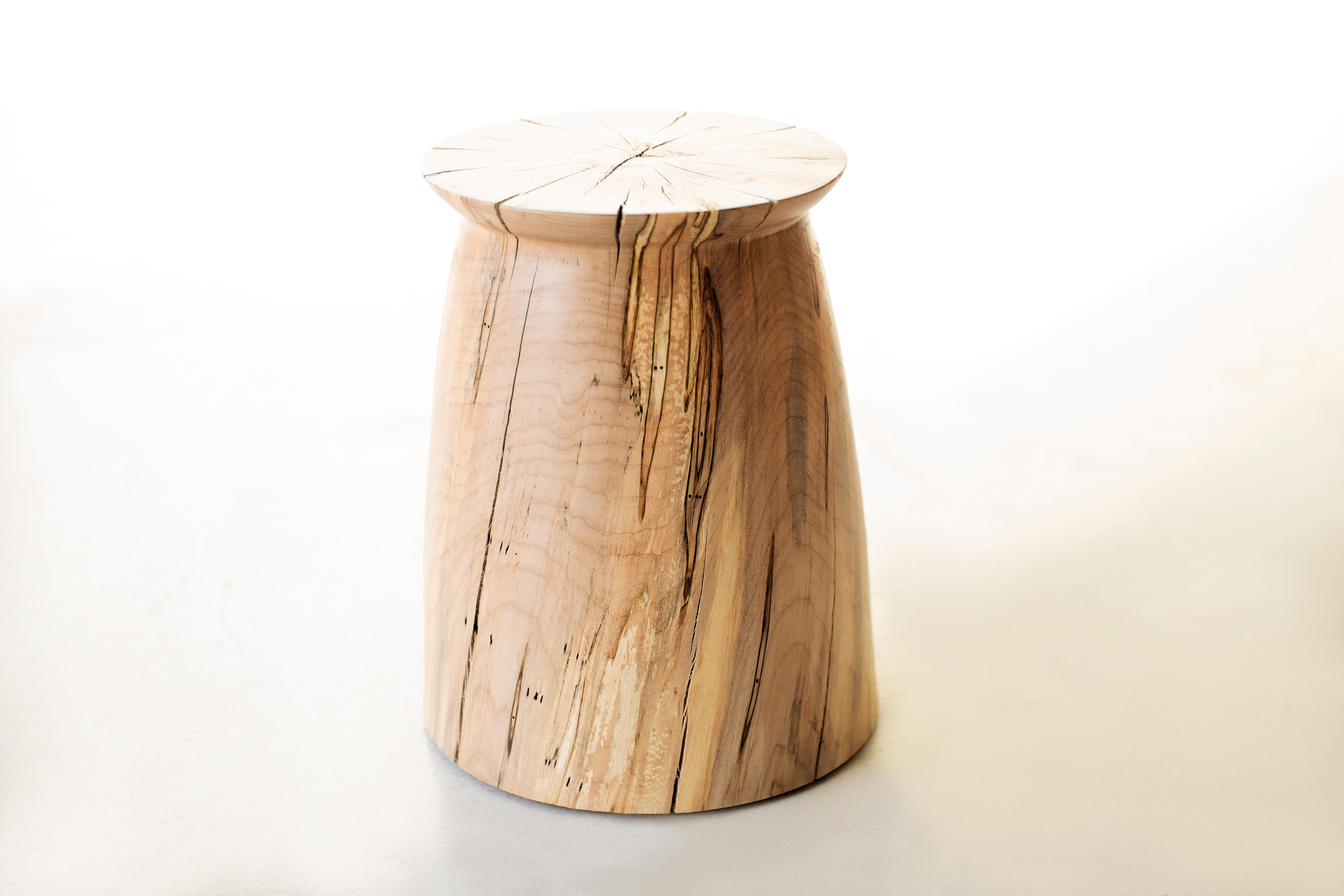 Bertu Beistelltisch, Brinx Modern Ahorn Beistelltisch, Massivholz, Artisan (amerikanisch) im Angebot