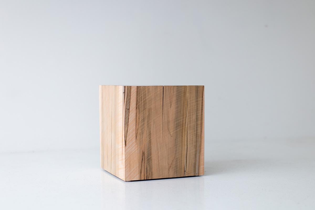 Table d'extrémité Bertu, érable Table d'extrémité en bois naturel en vente 1