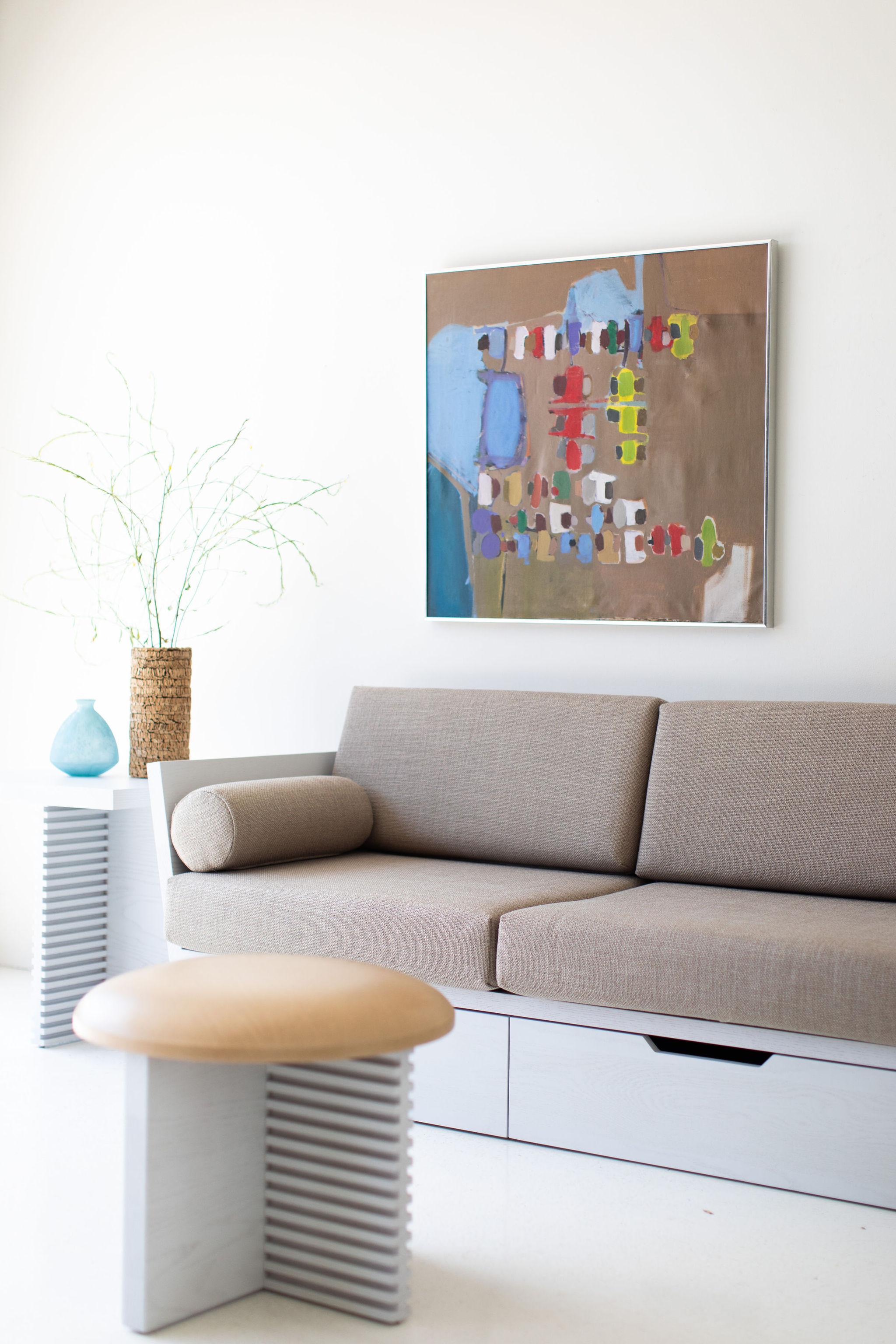 XXI secolo e contemporaneo Pouf Bertu, Pouf moderno Cicely in Wood, Pelle, Whiting in vendita