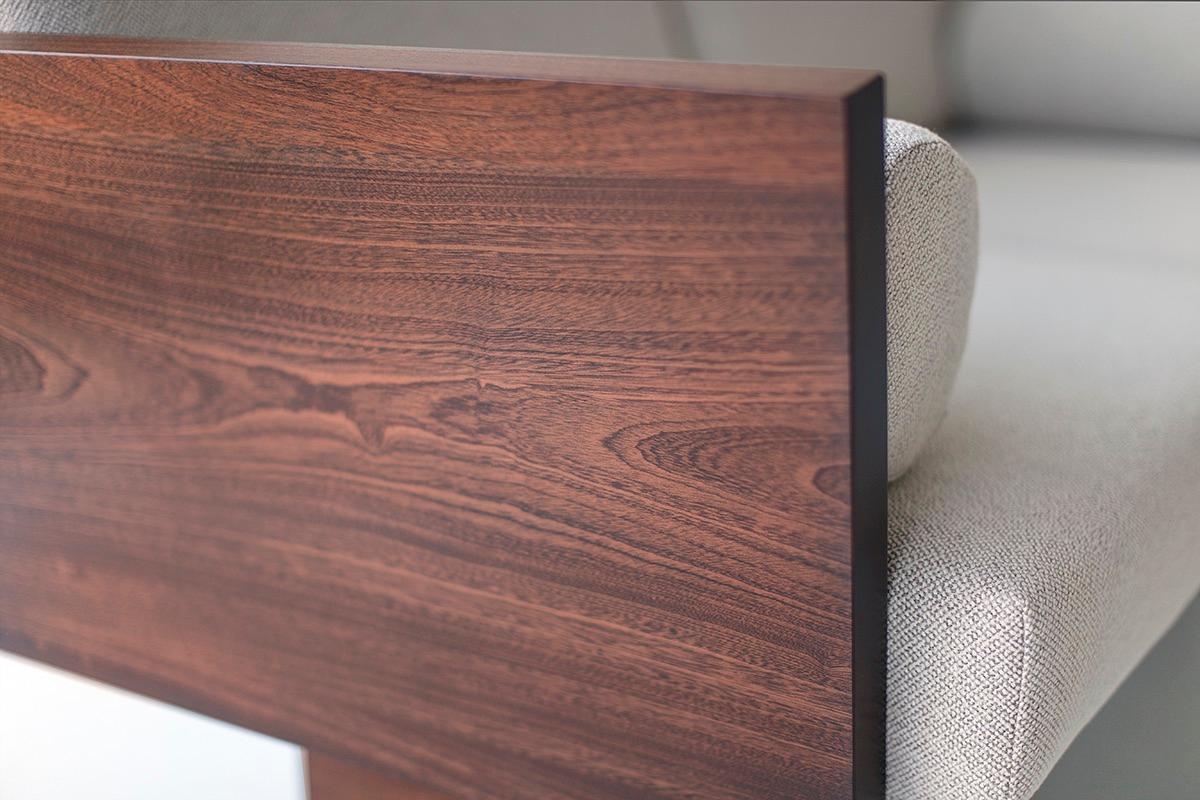 XXI secolo e contemporaneo Lovanie per esterni Bertu, Lovanie per esterni Suelo con braccioli, Noce Sapele in vendita