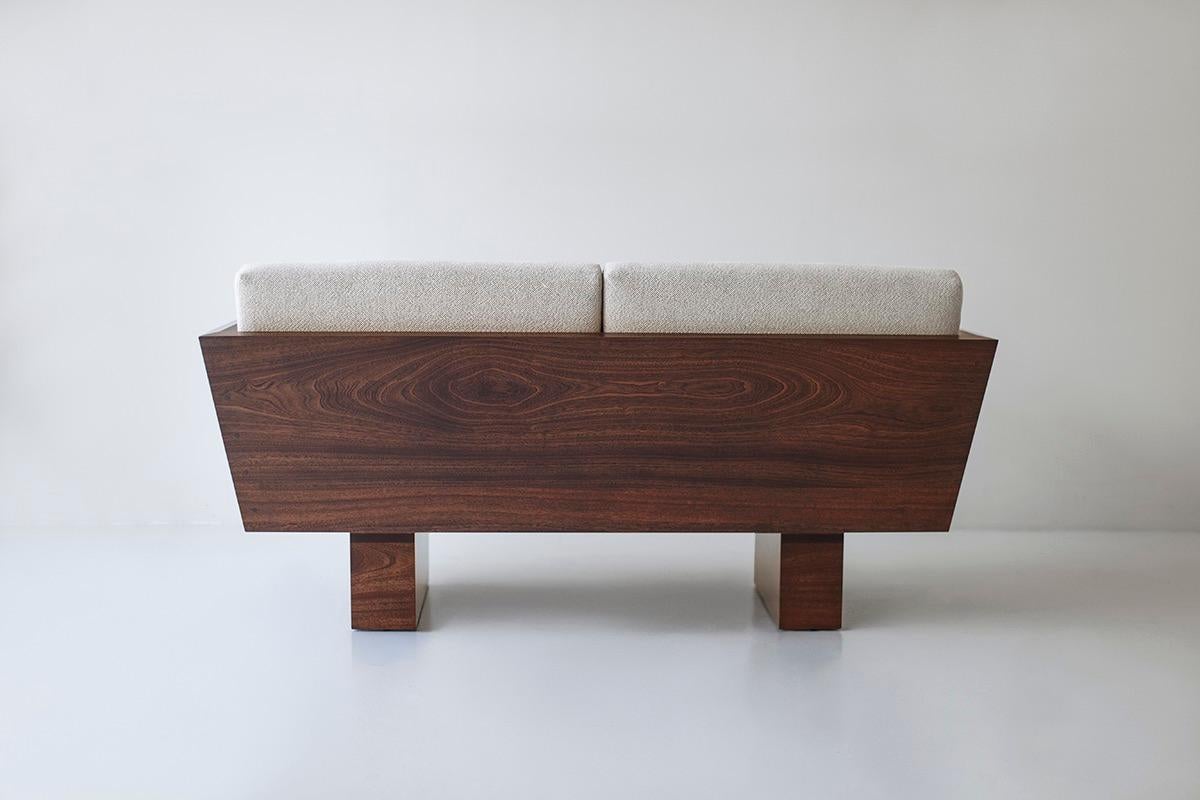 Lovanie per esterni Bertu, Lovanie per esterni Suelo con braccioli, Noce Sapele in vendita 1