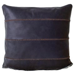 Bertu-Kissen, schwarzes Überwurfkissen, Leder