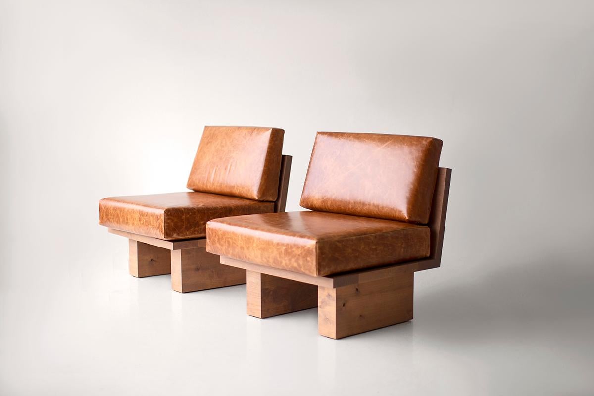 Bertu Side Chair, Suelo Modern Leather Side Chair, Knotty Alder For Sale 4