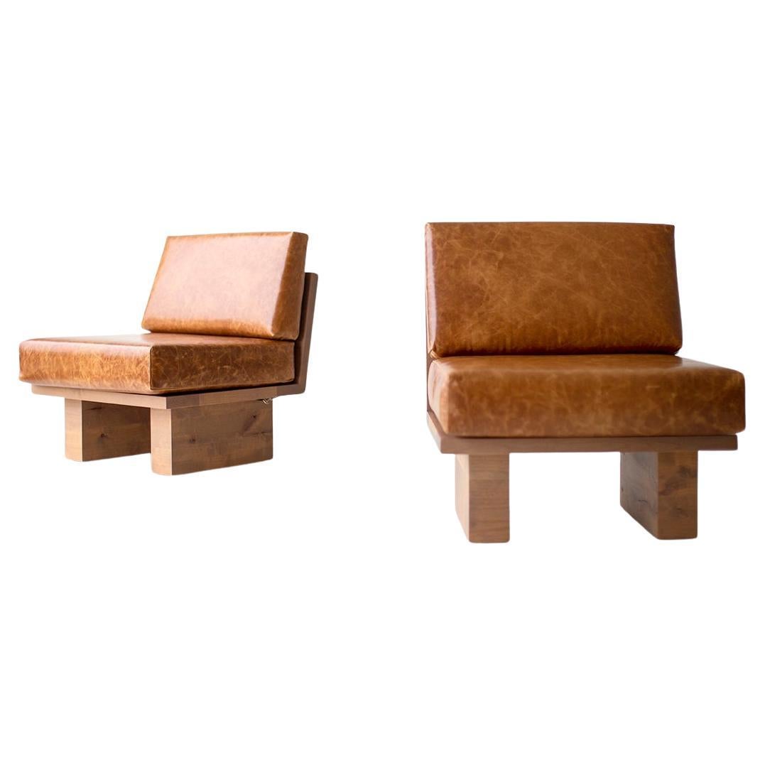 Bertu Side Chair, Suelo Modern Leather Side Chair, Knotty Alder For Sale