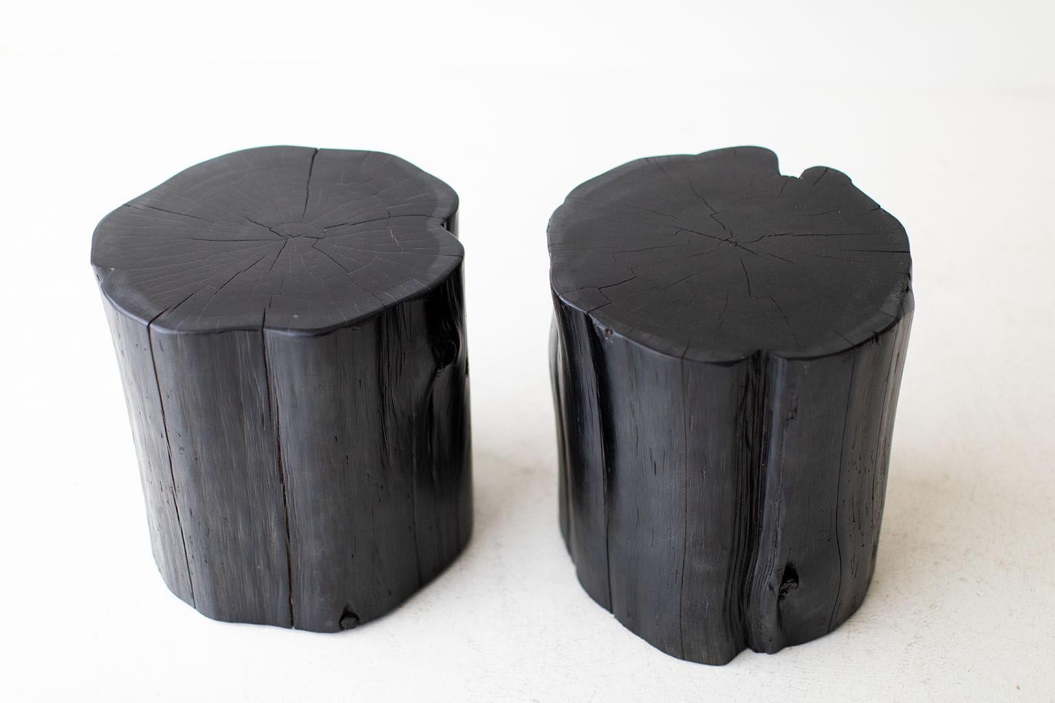 Bertu Beistelltische, Massiver Outdoor Beistelltisch, Rotes Zedernholz, Schwarz im Zustand „Neu“ im Angebot in Oak Harbor, OH