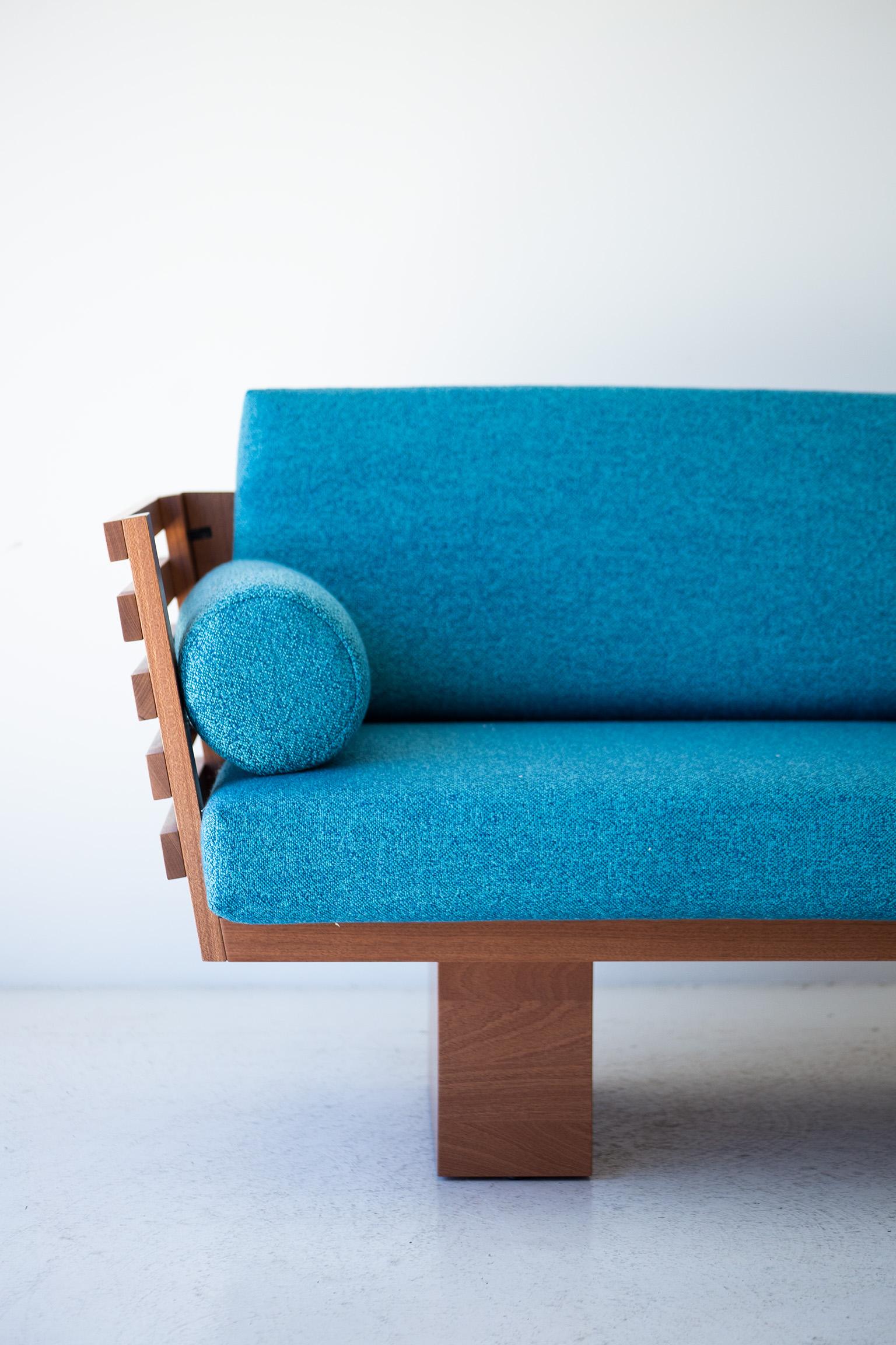 Bertu-Sofa, The Patio-Sofa, Mahagoni in Teal- Outdoor-Stoff  (Moderne) im Angebot