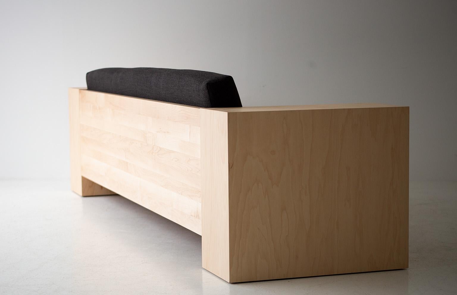 Érable Bertu Sofas, Mondo Modern Sofa, Oak, Maple, Simple en vente