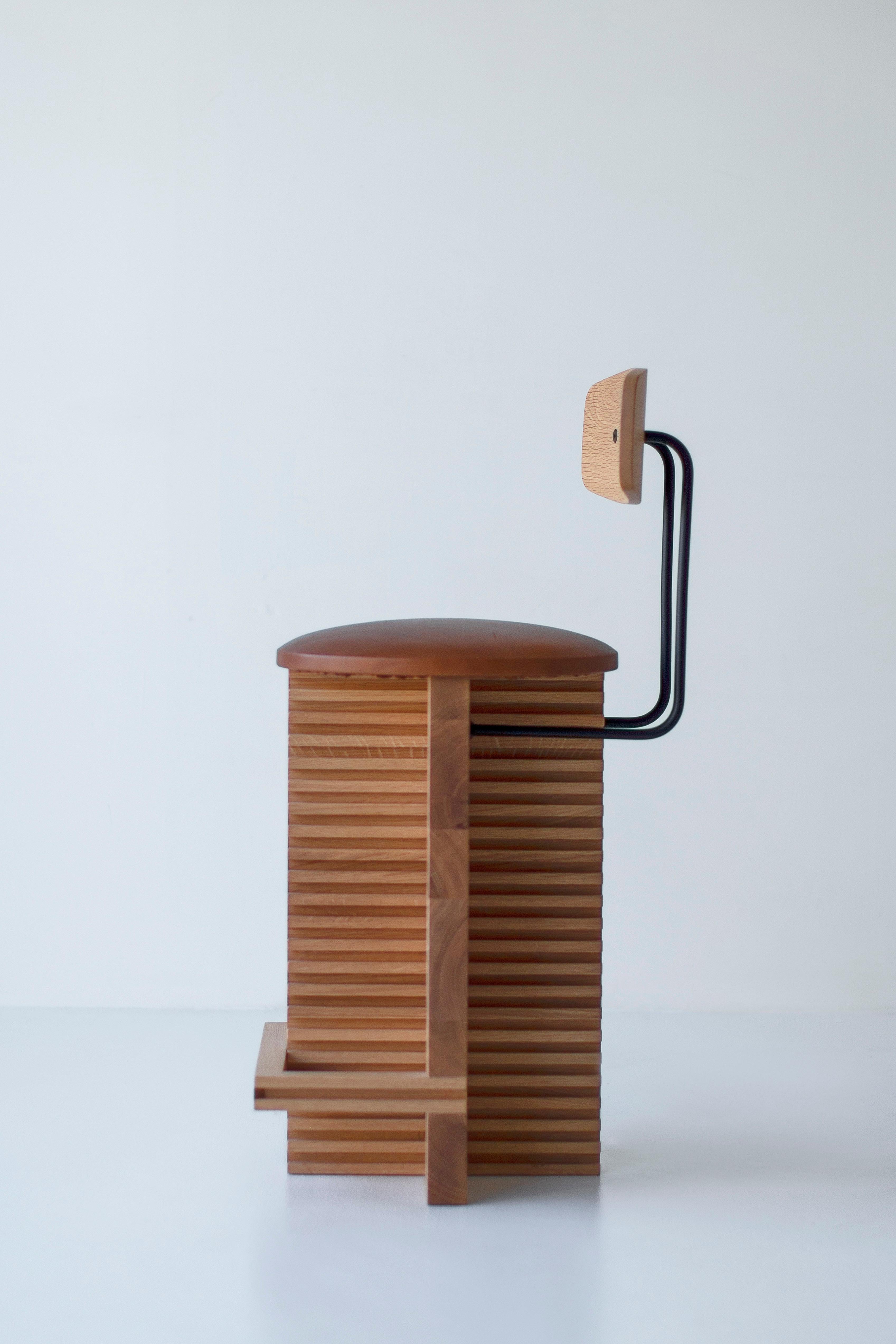 Taburete Bertu, Cicely Taburete de mostrador con respaldo de madera, Roble blanco en Nuevo estado para la venta en Oak Harbor, OH