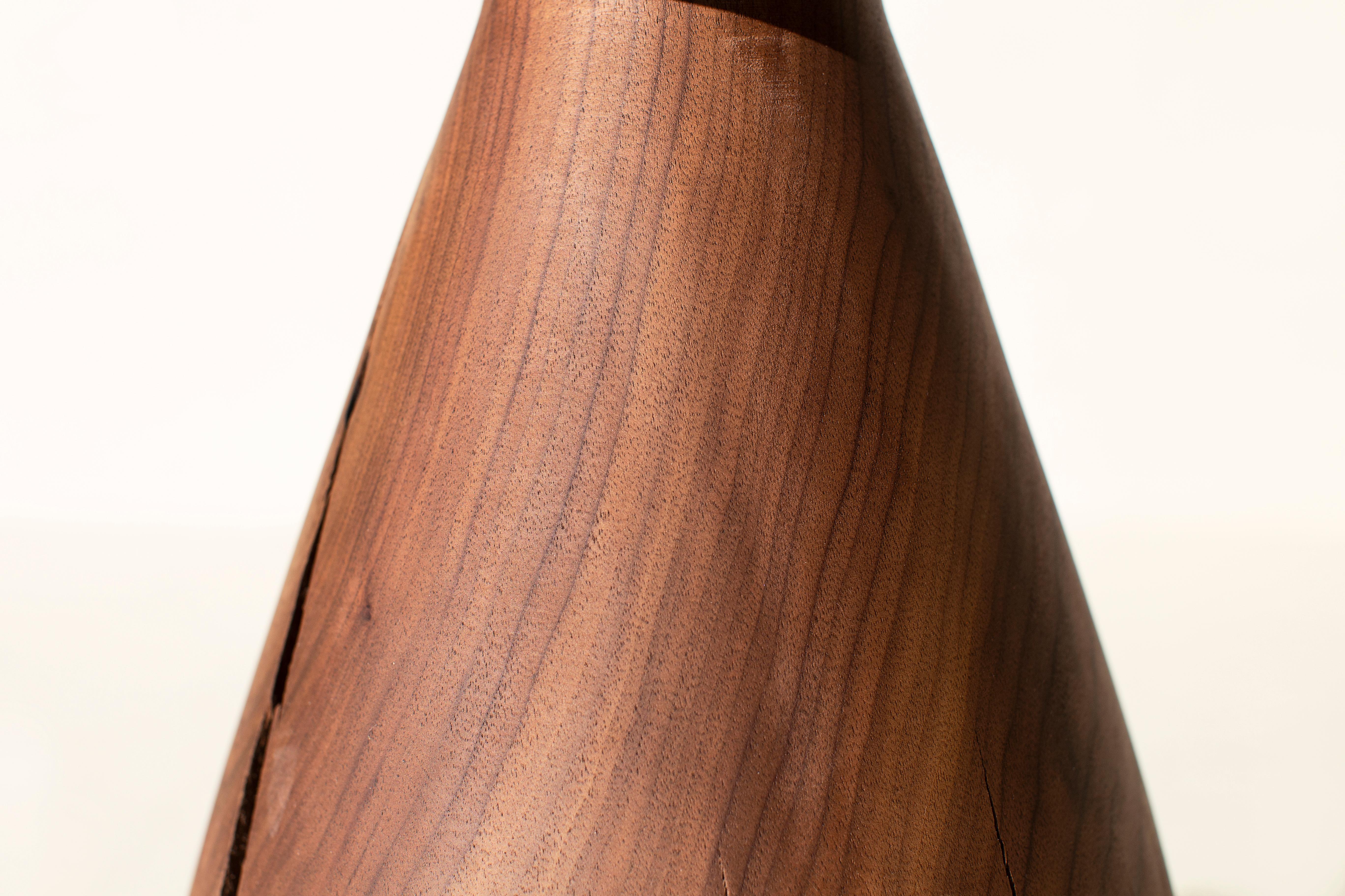 Noyer Bertu Stools, Boca Modern Counter Stool, Walnut, Sheepskin, Wood en vente