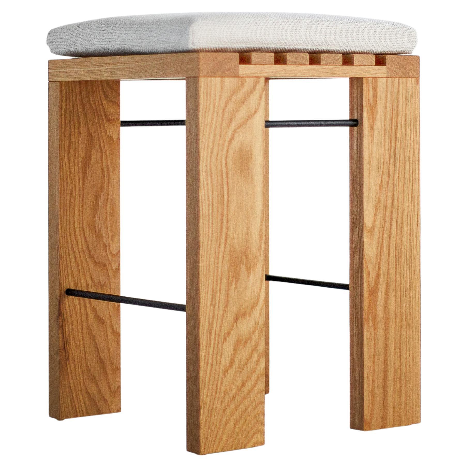 Bertu Stools, Modern Simple Oak Counter Stools, White Oak, Natural For Sale