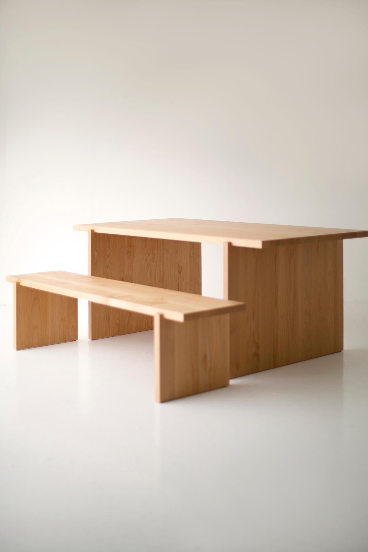 Table Bertu, table de salle à manger moderne Rockefeller en bois clair Neuf - En vente à Oak Harbor, OH