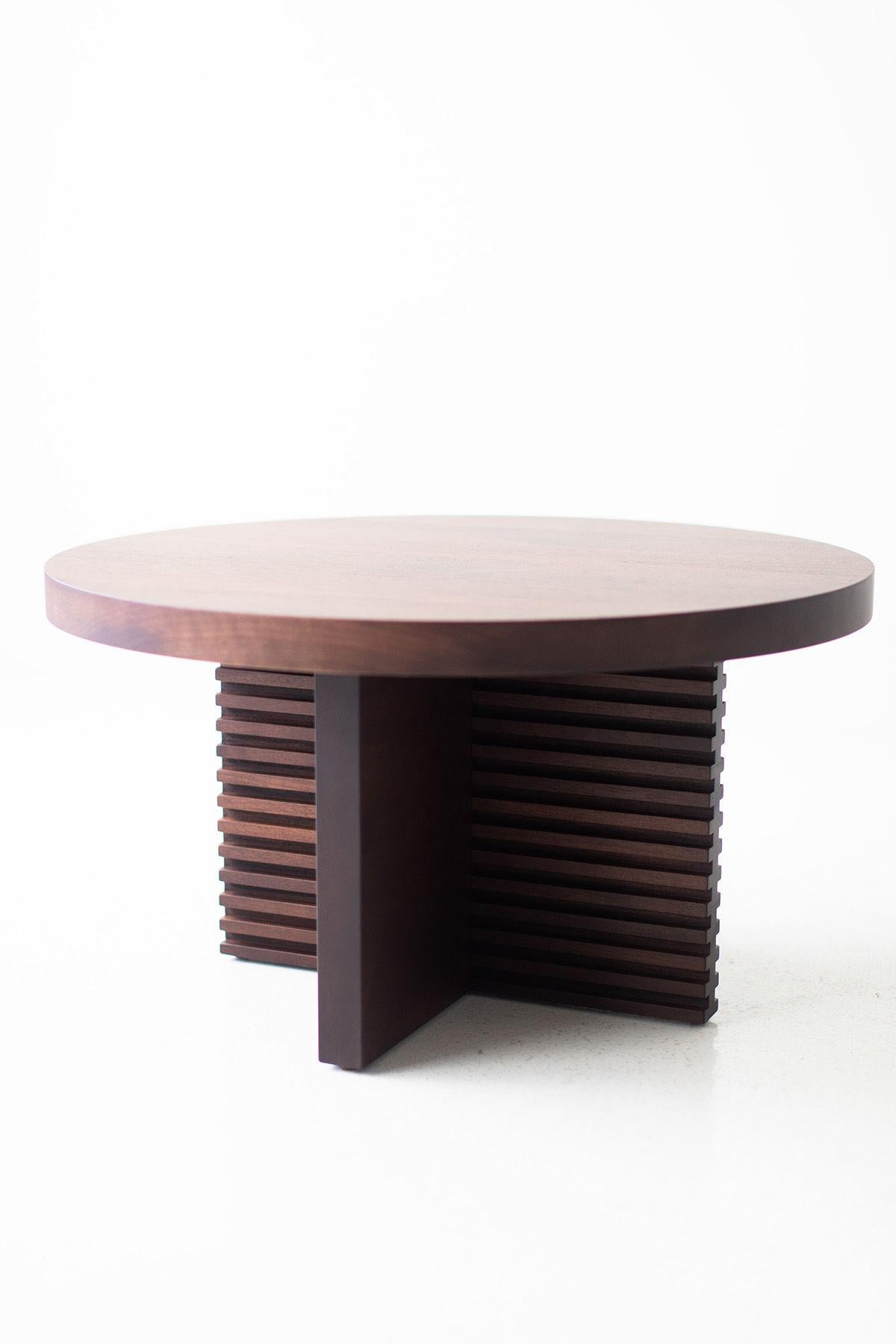 Fait main Bertu Tables, Table basse moderne en noyer Cicely en vente