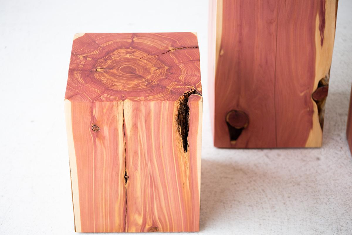 Bertu Wood Side Tables, Red Cedar Outdoor Wood Side Tables im Zustand „Neu“ im Angebot in Oak Harbor, OH
